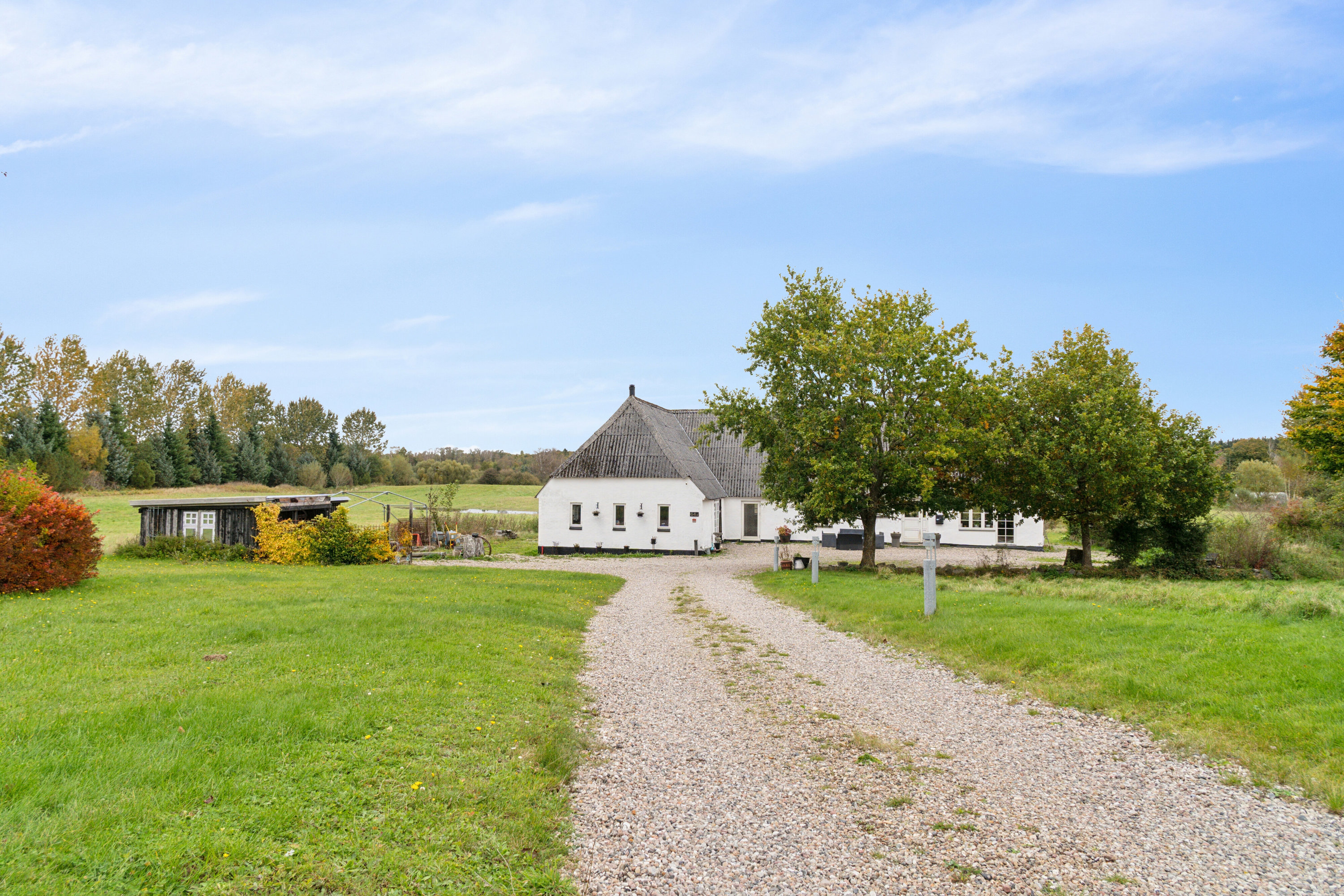 Fremhævet set fra vejen billede i fuldskærmstilstand. Billede af Løgeskov 64A, 5771 Stenstrup