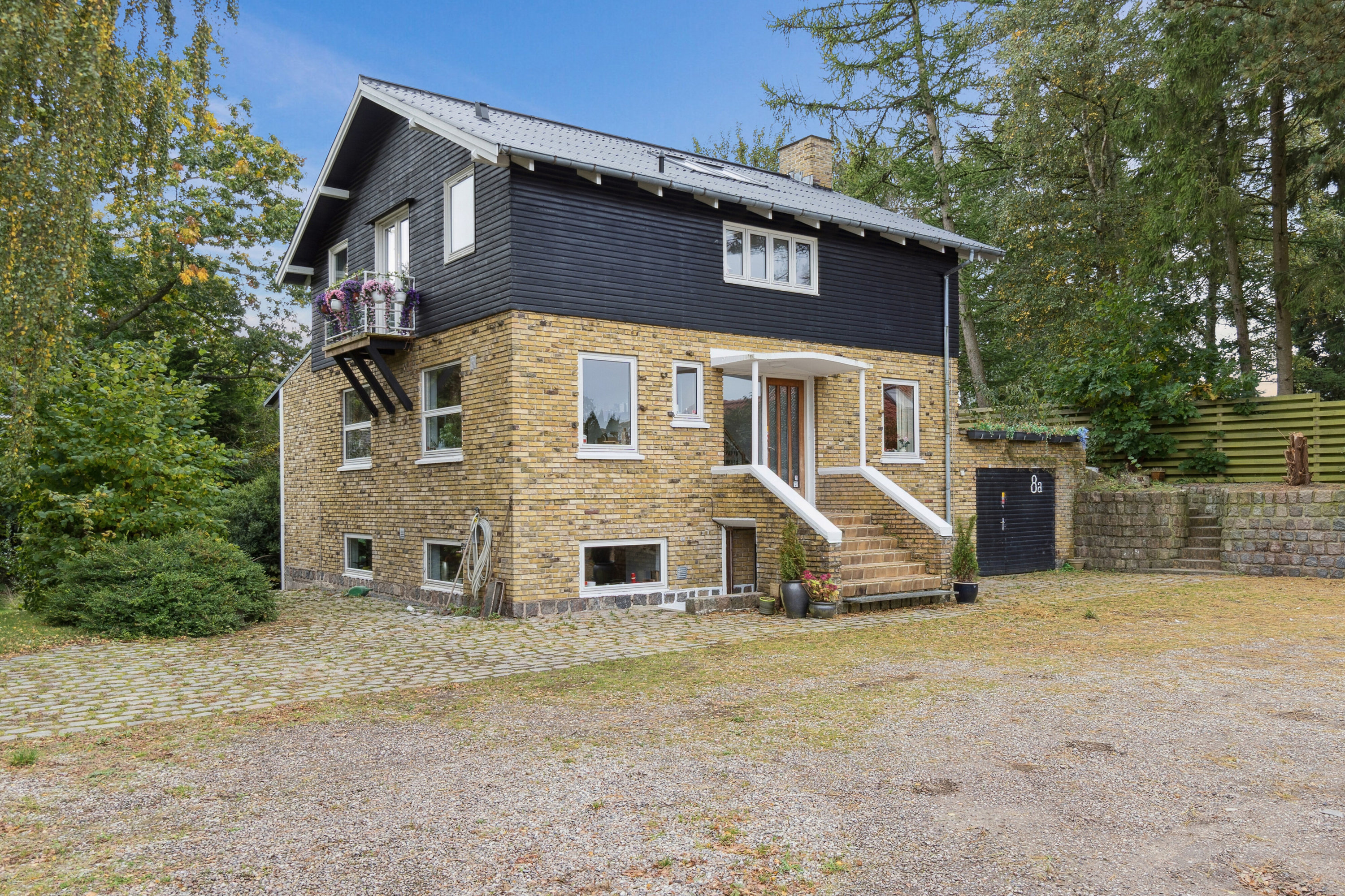 Fremhævet set fra vejen billede i fuldskærmstilstand. Billede af Teglværksvej 8A, 4200 Slagelse