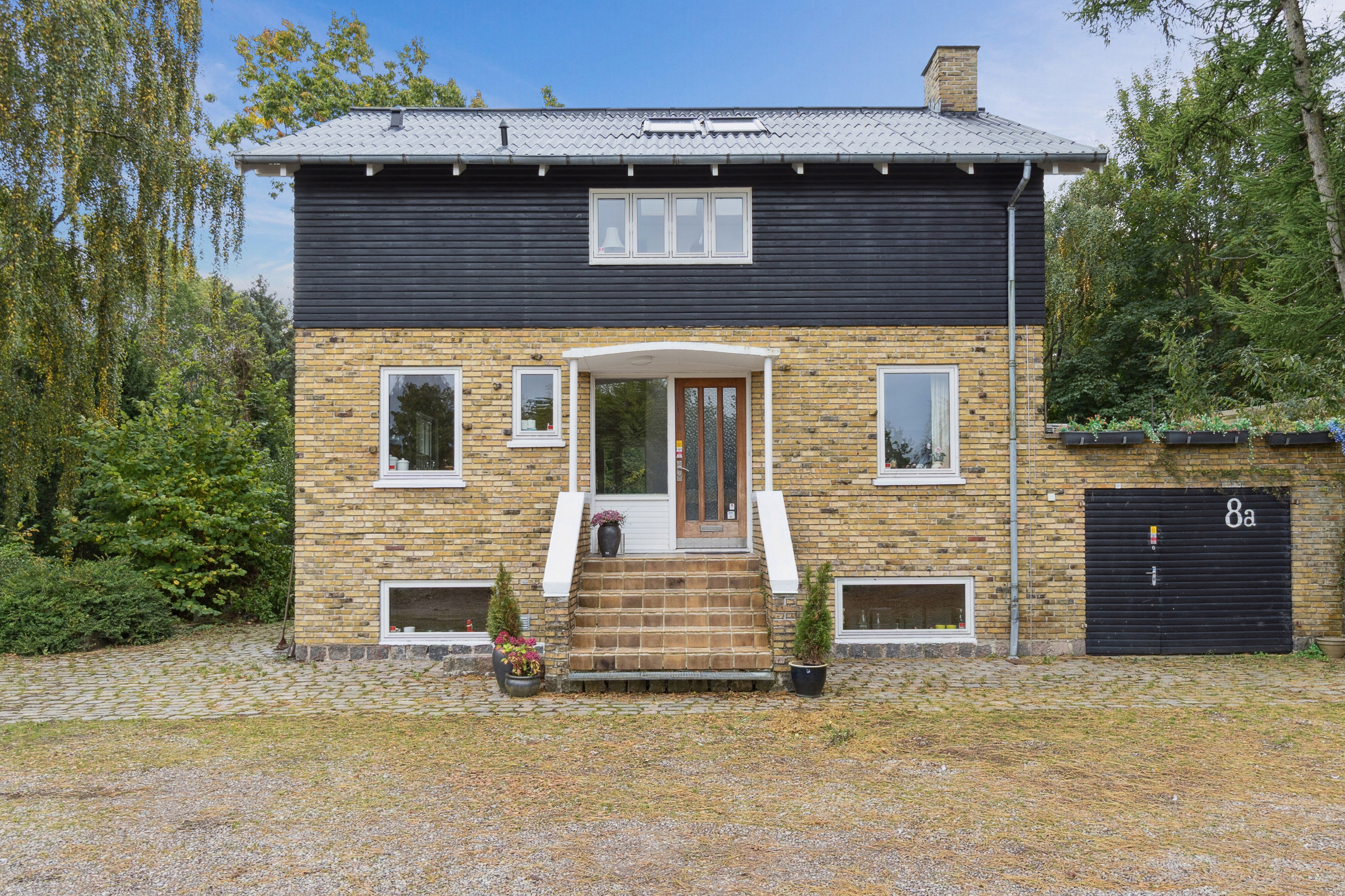 Fremhævet set fra vejen billede i fuldskærmstilstand. Billede af Teglværksvej 8A, 4200 Slagelse