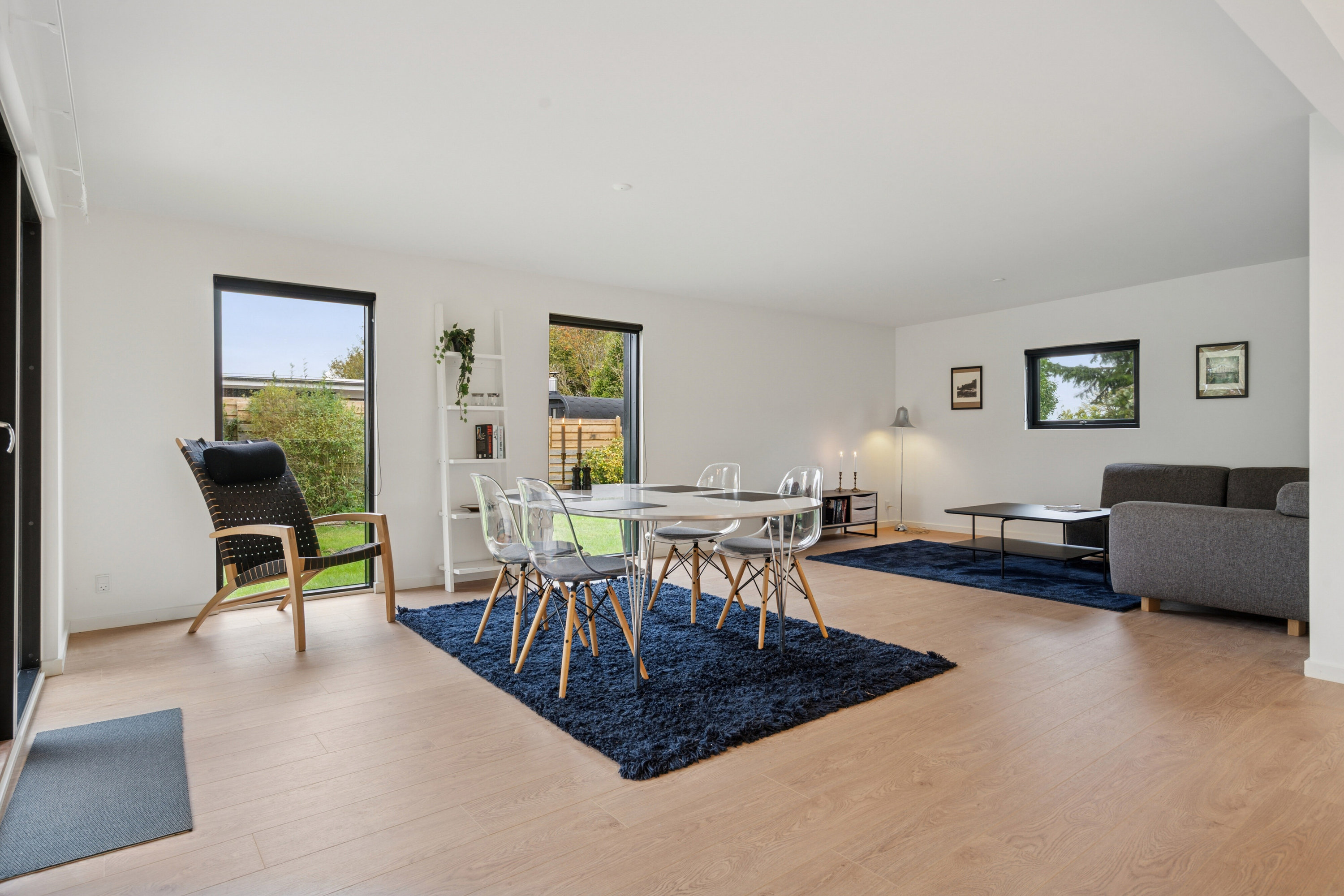 Fremhævet stue billede i fuldskærmstilstand. Billede af Cypresvænget 231, Enø, 4736 Karrebæksminde