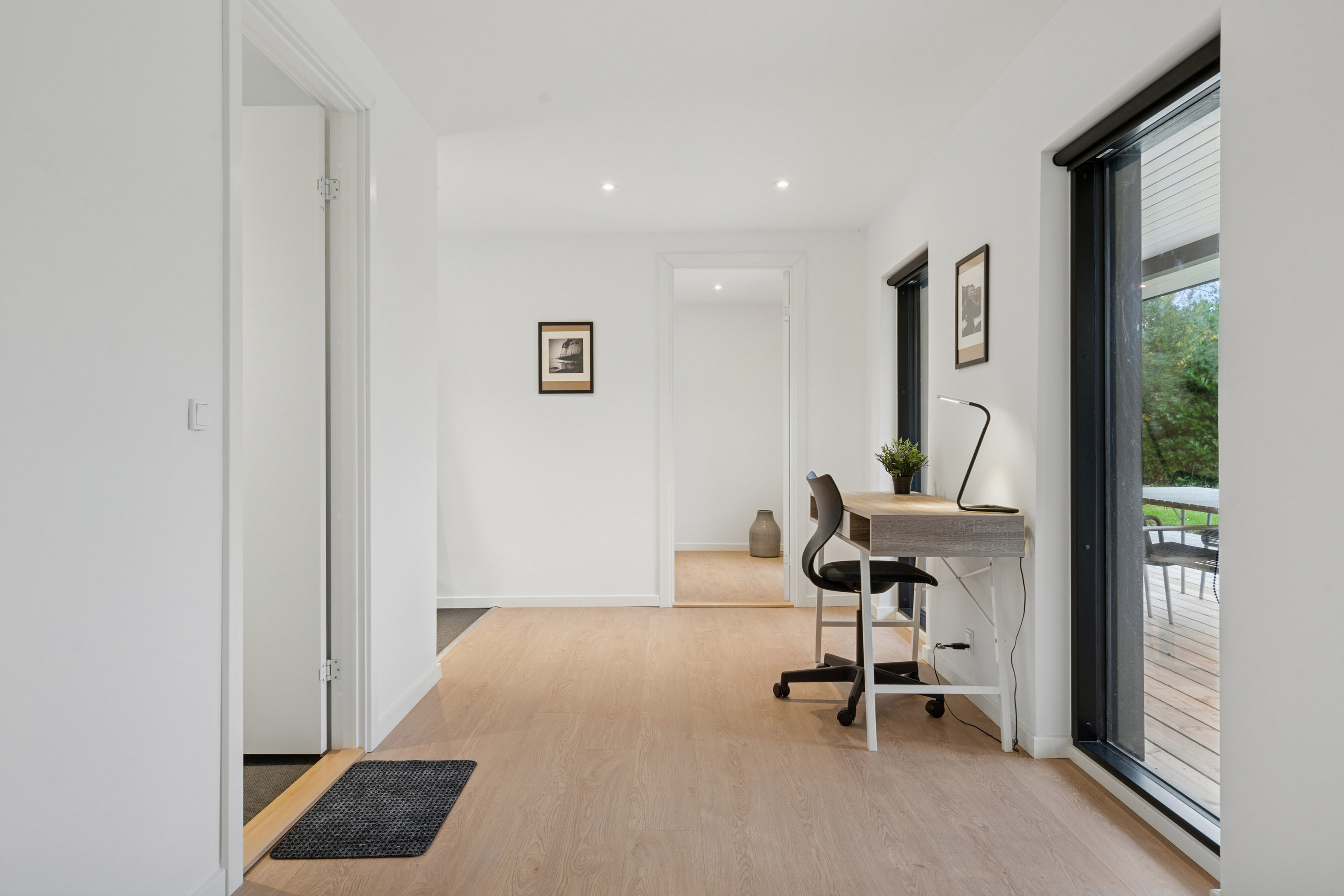 Fremhævet fordelingsgang billede i fuldskærmstilstand. Billede af Cypresvænget 231, Enø, 4736 Karrebæksminde