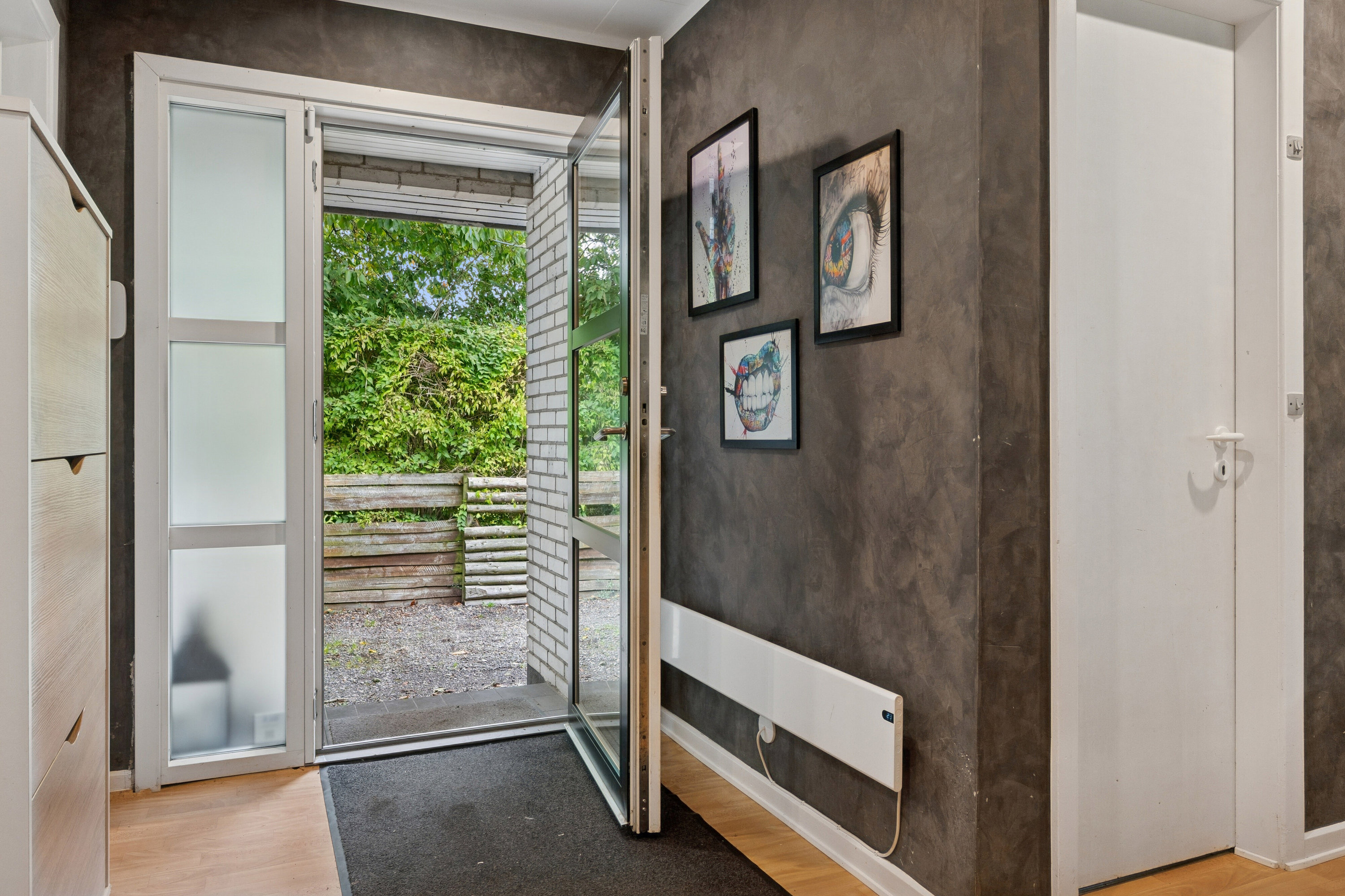 Fremhævet entré billede i fuldskærmstilstand. Billede af Jørgen Vinds Vej 14, Hyllinge, 4700 Næstved