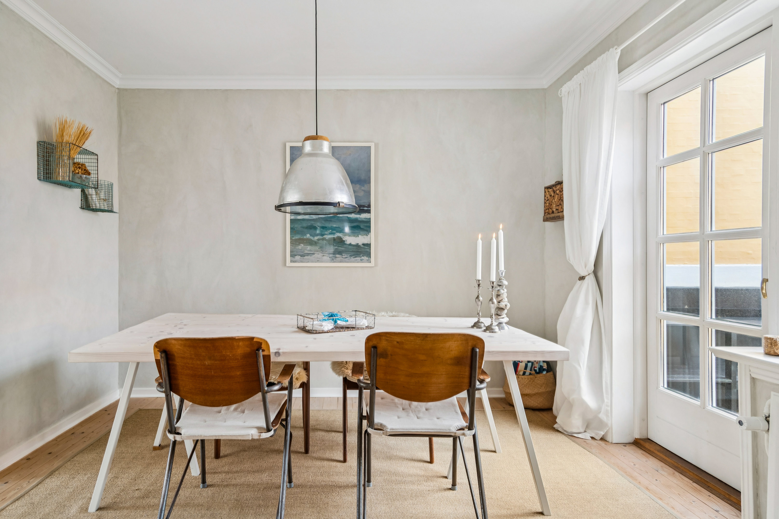 Fremhævet stue billede i fuldskærmstilstand. Billede af Sct. Laurentii Vej 102, Midtbyen, 9990 Skagen