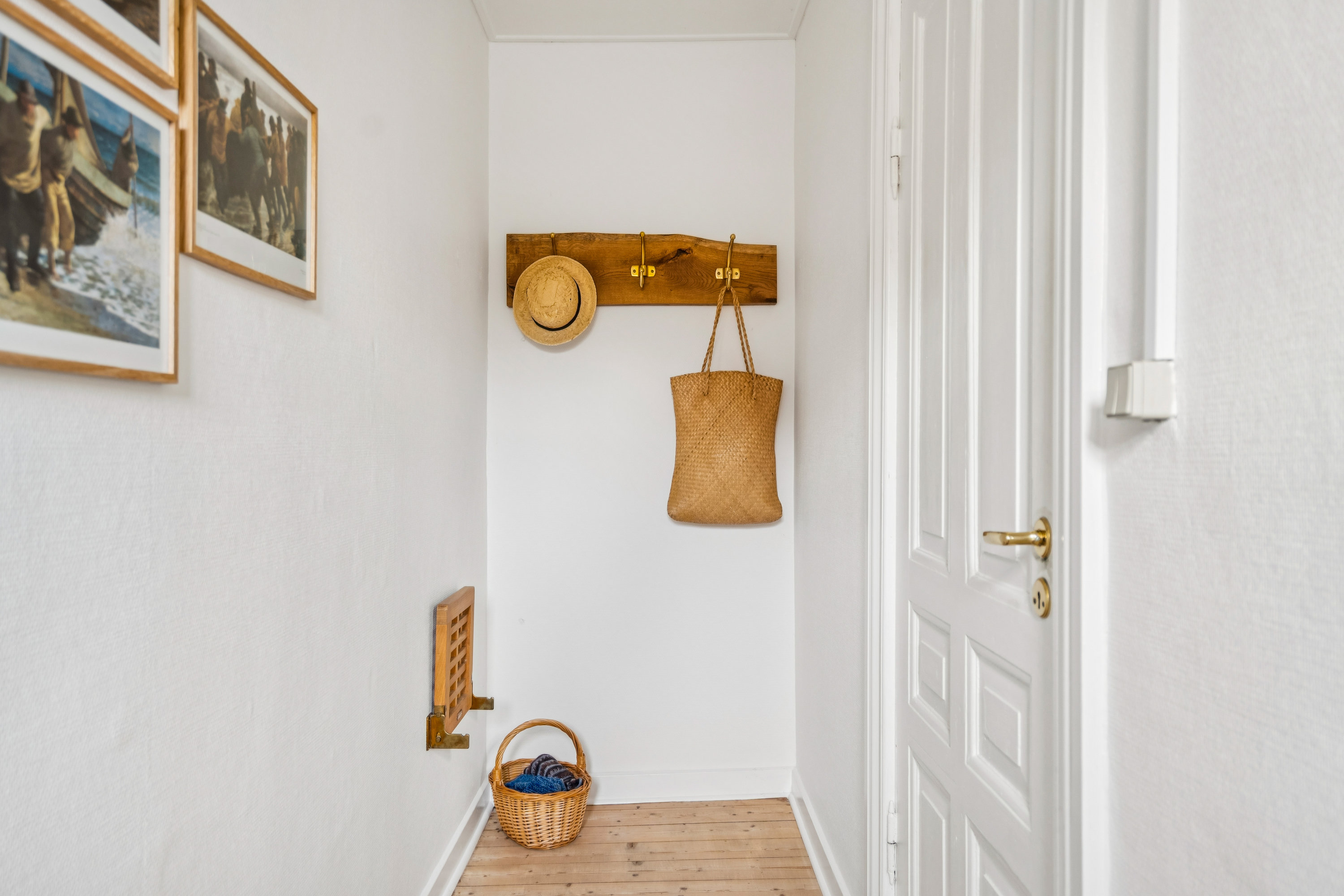 Fremhævet gang billede i fuldskærmstilstand. Billede af Sct. Laurentii Vej 102, Midtbyen, 9990 Skagen