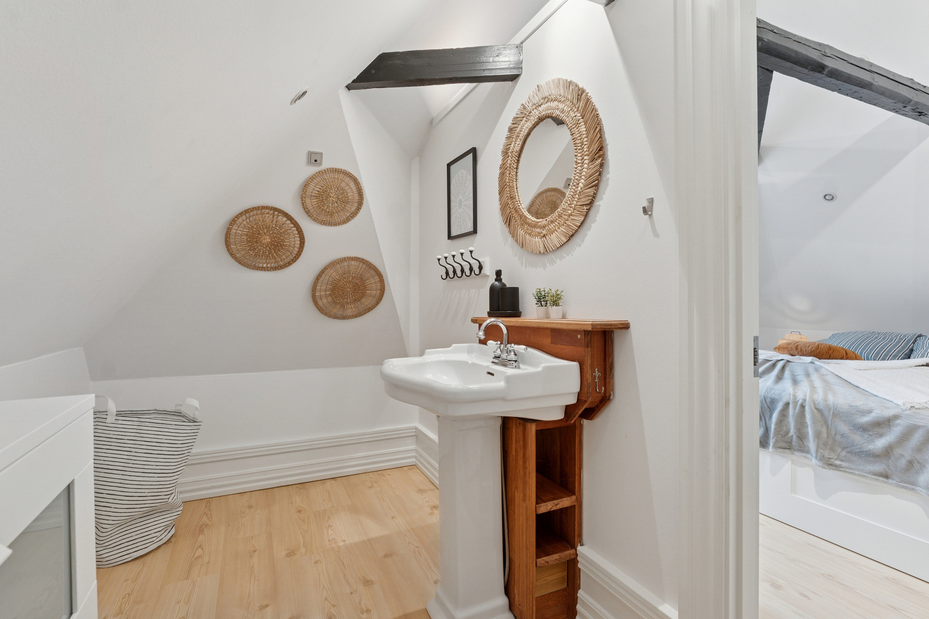 Fremhævet badeværelse billede i fuldskærmstilstand. Billede af Sdr Bindslevvej 21, 9881 Bindslev