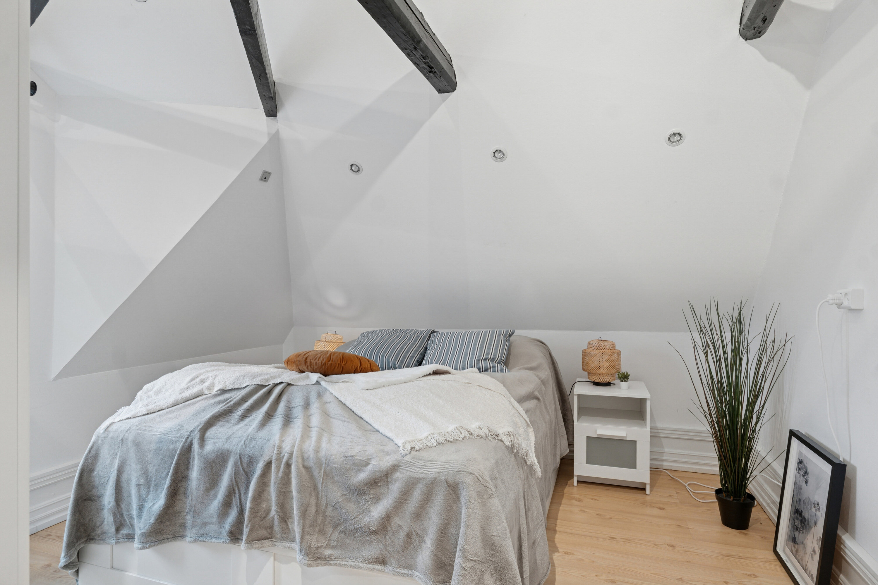 Fremhævet soveværelse billede i fuldskærmstilstand. Billede af Sdr Bindslevvej 21, 9881 Bindslev