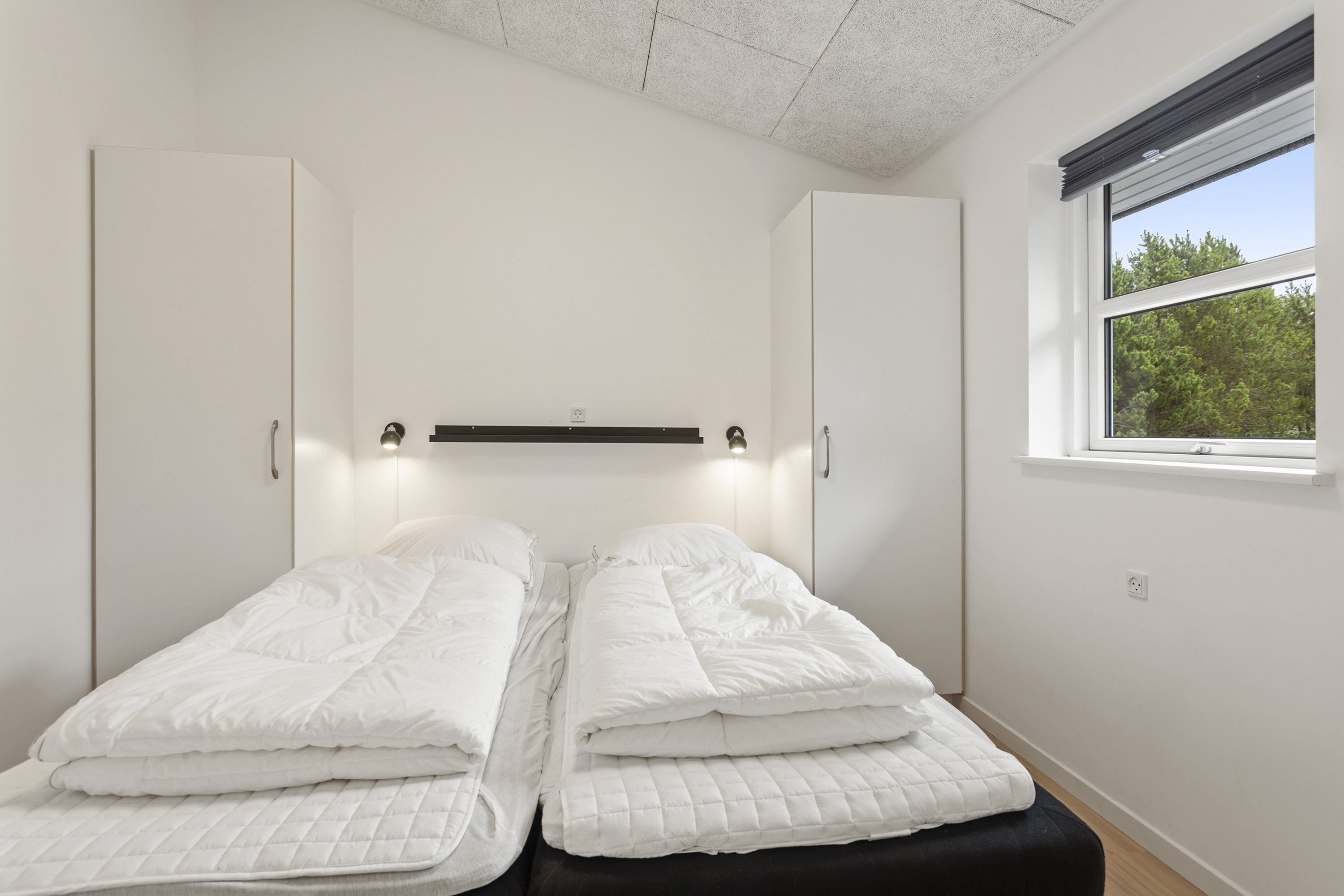 Fremhævet soveværelse billede i fuldskærmstilstand. Billede af Aaensvej 25, Bratten, 9981 Jerup