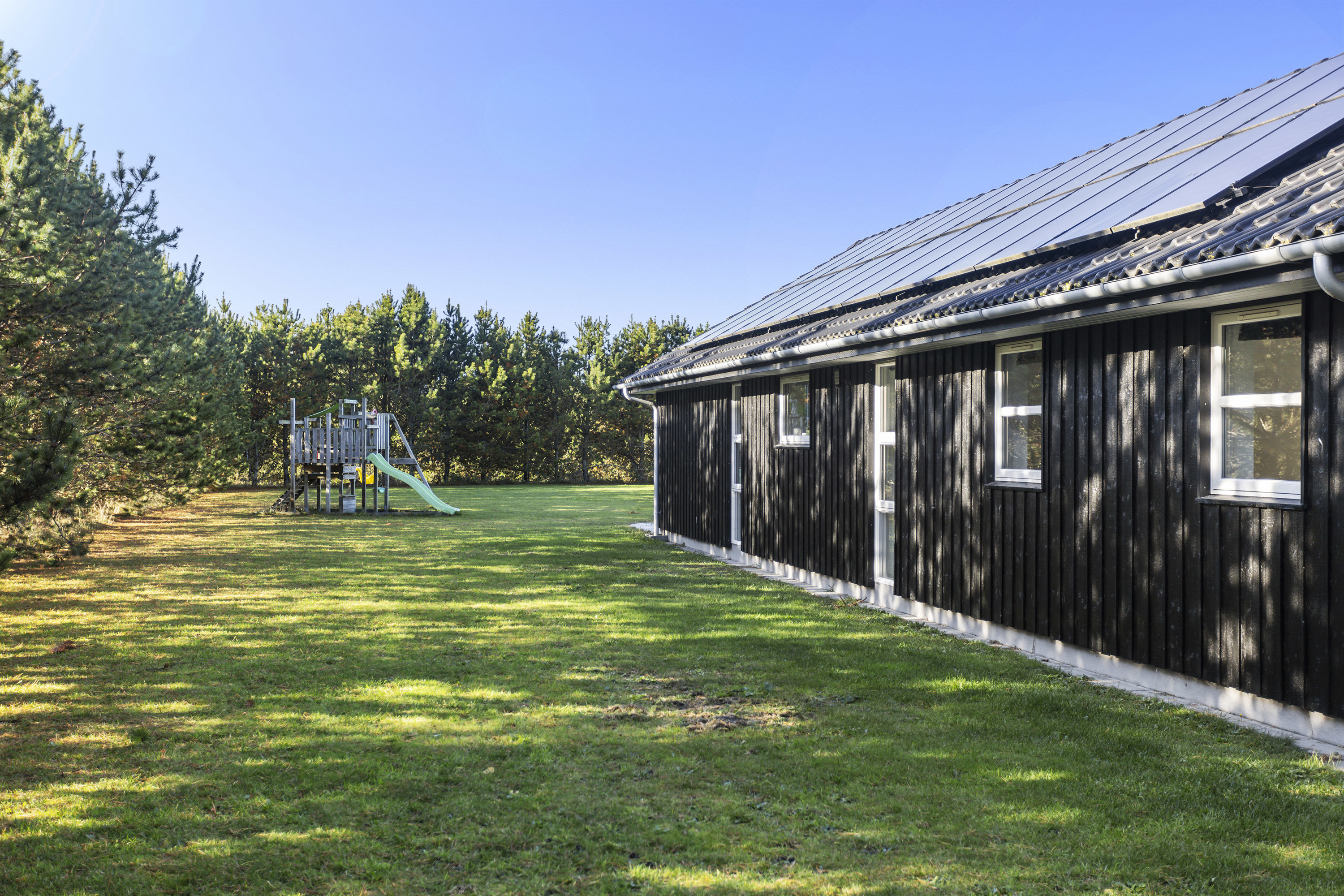 Fremhævet have billede i fuldskærmstilstand. Billede af Aaensvej 25, Bratten, 9981 Jerup