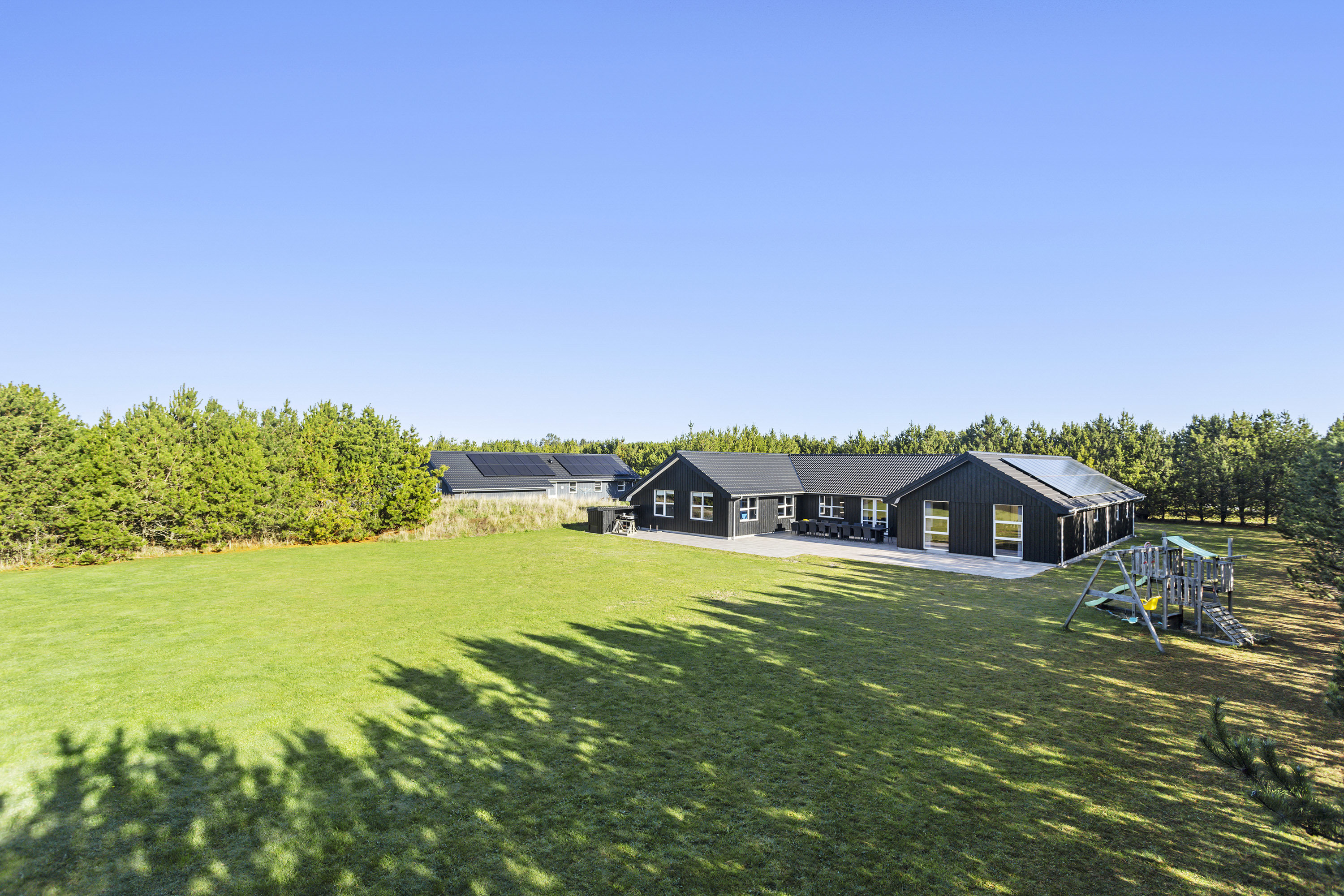 Fremhævet have billede i fuldskærmstilstand. Billede af Aaensvej 25, Bratten, 9981 Jerup