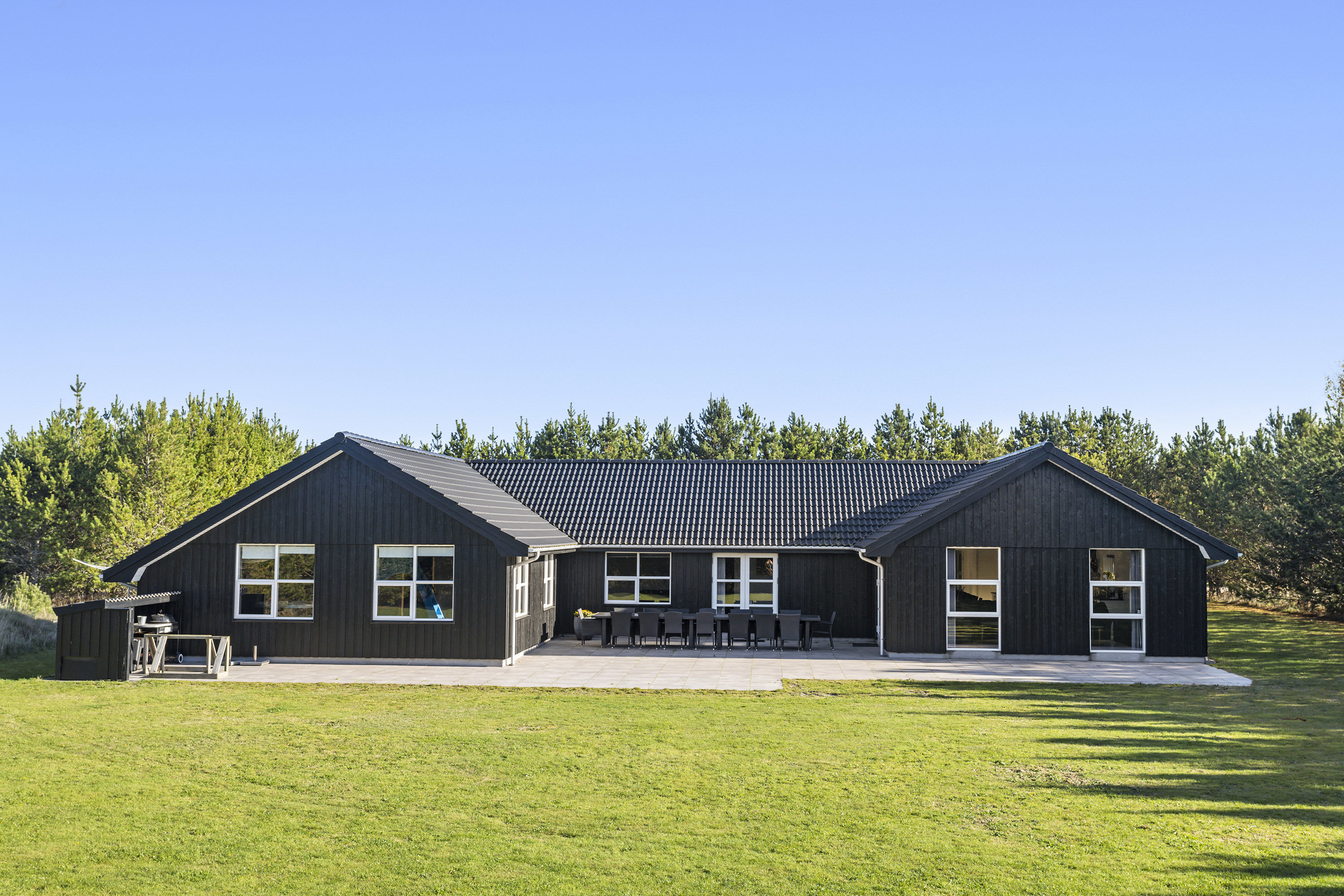 Fremhævet facade billede i fuldskærmstilstand. Billede af Aaensvej 25, Bratten, 9981 Jerup