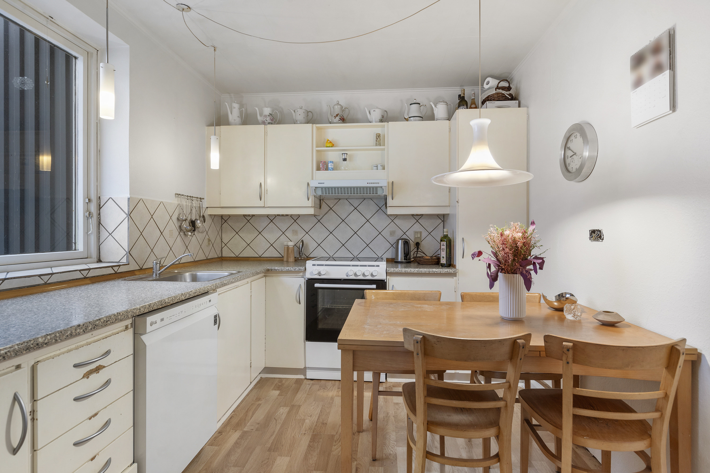 Miniaturebillede 1: køkken. Billede af Hyldevej 8, 9700 Brønderslev