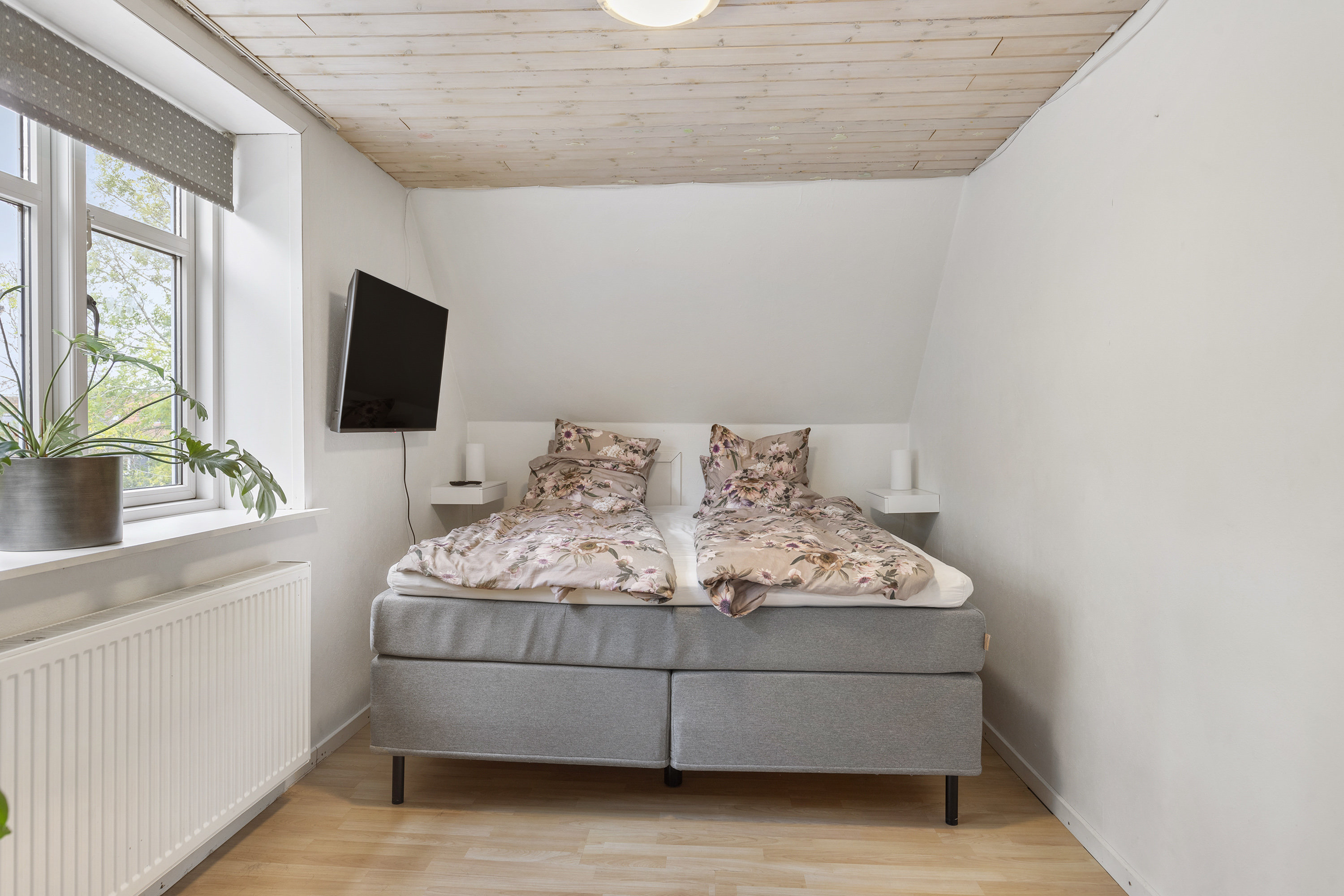 Fremhævet soveværelse billede i fuldskærmstilstand. Billede af Hyldevej 8, 9700 Brønderslev