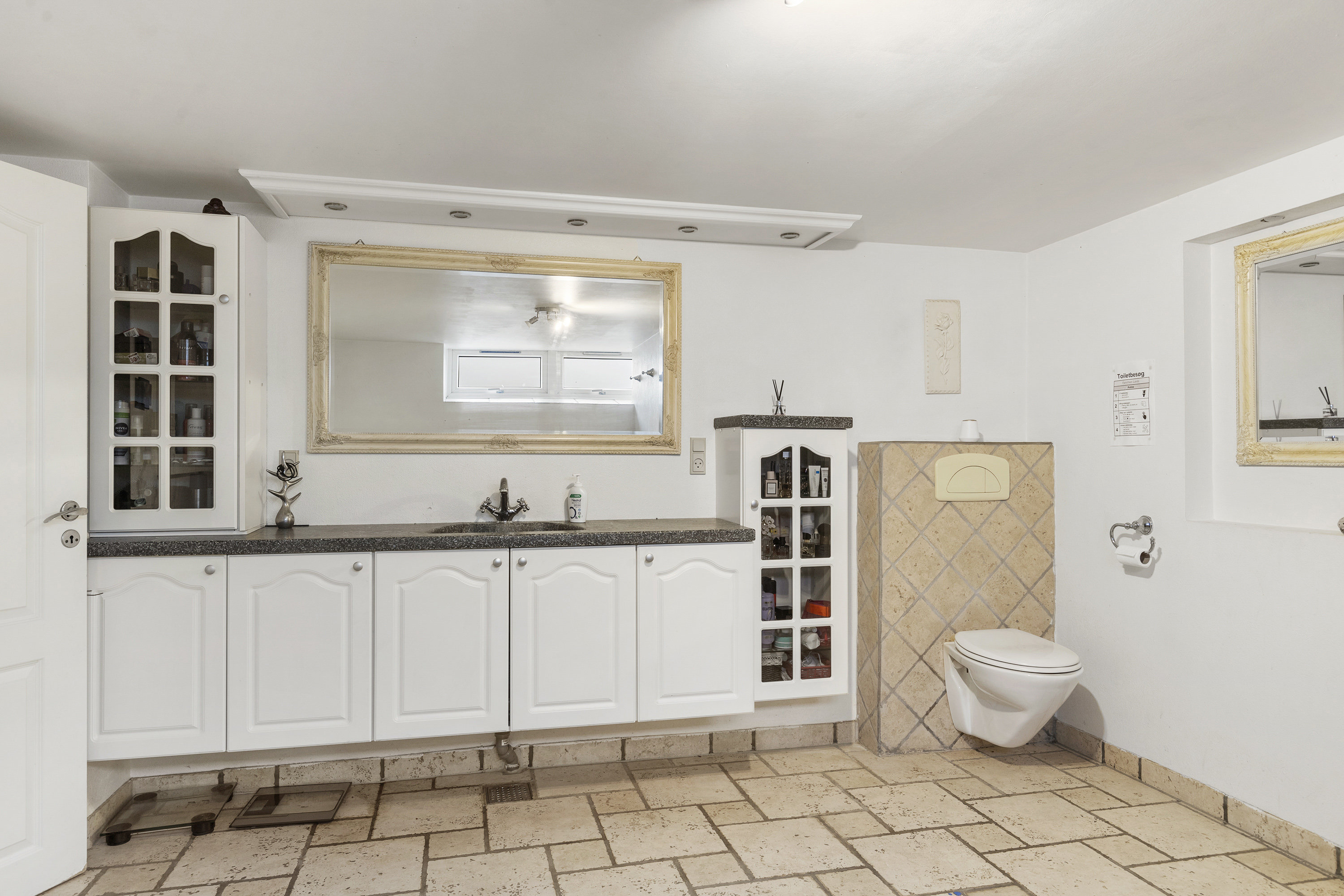 Fremhævet badeværelse billede i fuldskærmstilstand. Billede af Hyldevej 8, 9700 Brønderslev