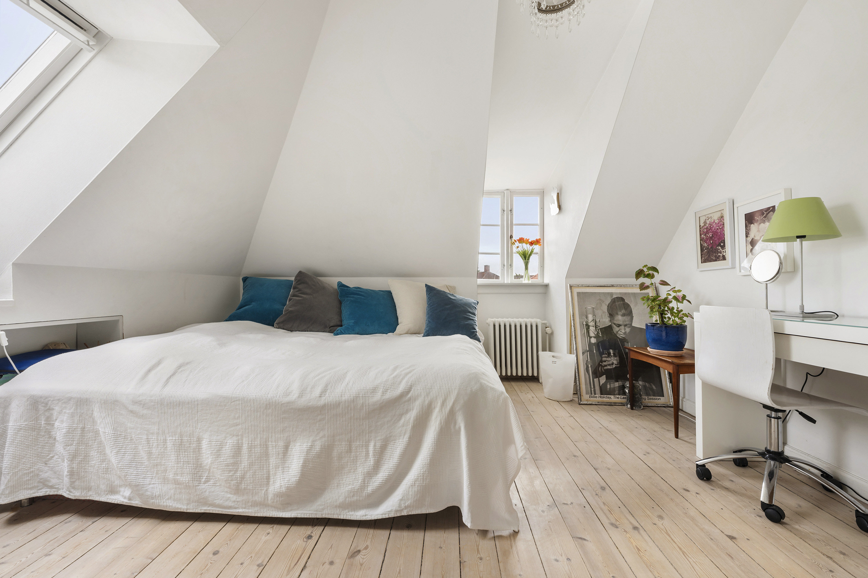 Fremhævet soveværelse billede i fuldskærmstilstand. Billede af Hellerupvej 86, 1., 2900 Hellerup