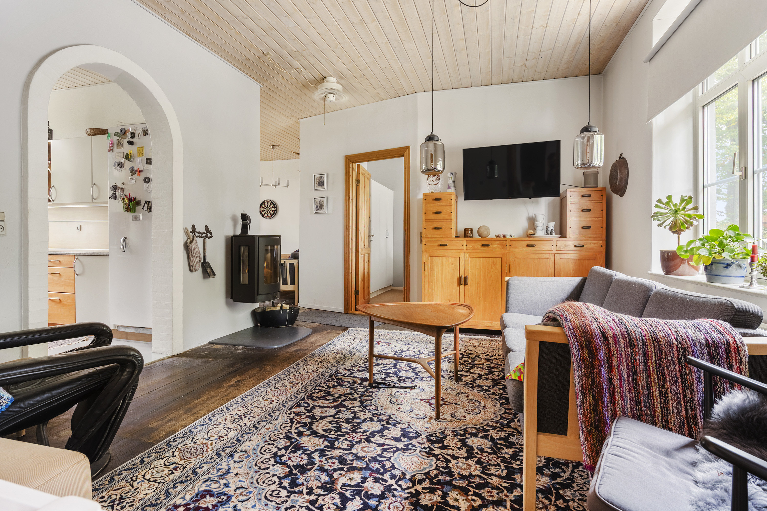 Fremhævet stue billede i fuldskærmstilstand. Billede af Tistrup Kirkevej 14, 6862 Tistrup