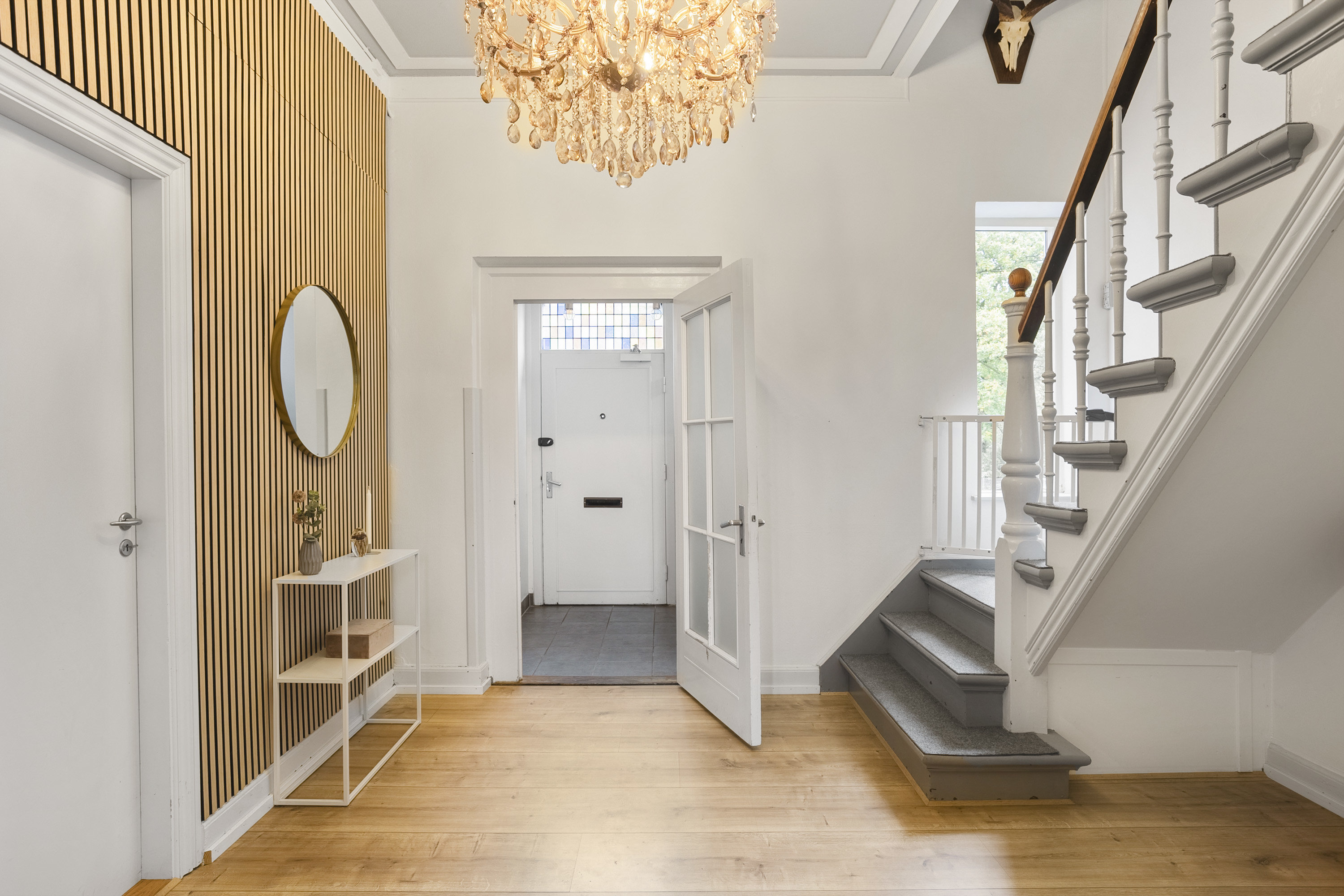 Fremhævet hall billede i fuldskærmstilstand. Billede af Vejenvej 53B, Askov, 6600 Vejen