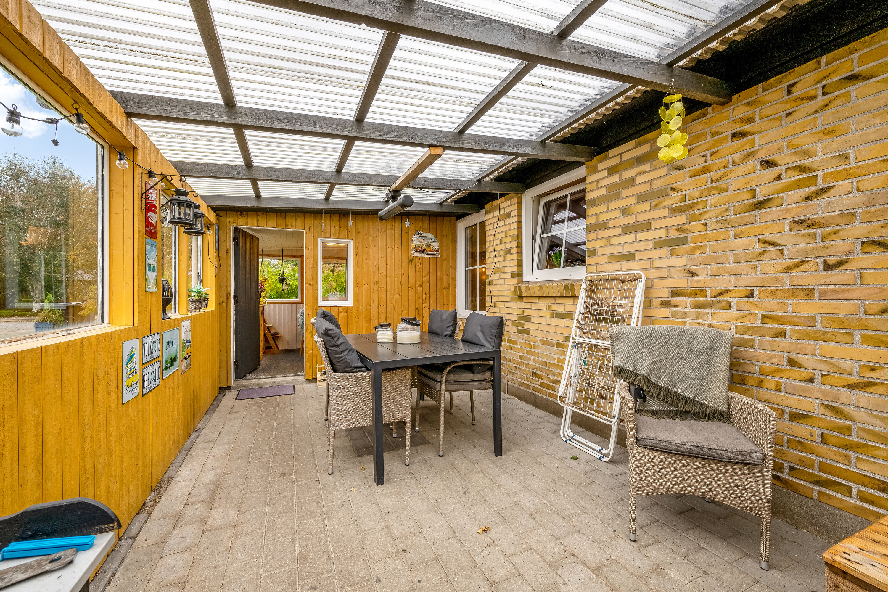 Fremhævet overdækket terrasse billede i fuldskærmstilstand. Billede af Tjørnevej 13, 6880 Tarm