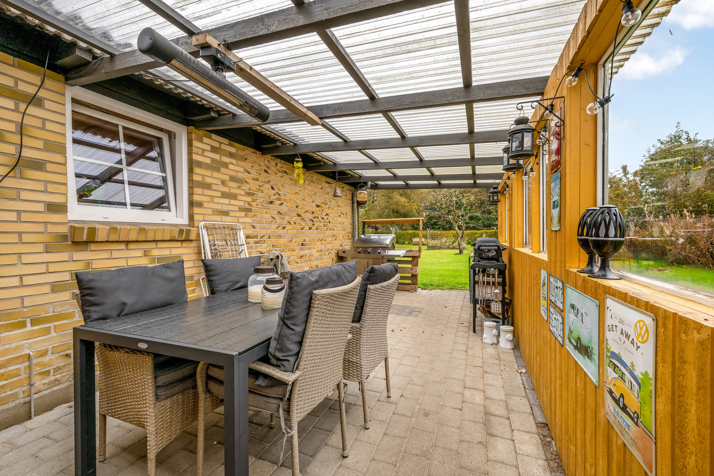 Fremhævet overdækket terrasse billede i fuldskærmstilstand. Billede af Tjørnevej 13, 6880 Tarm