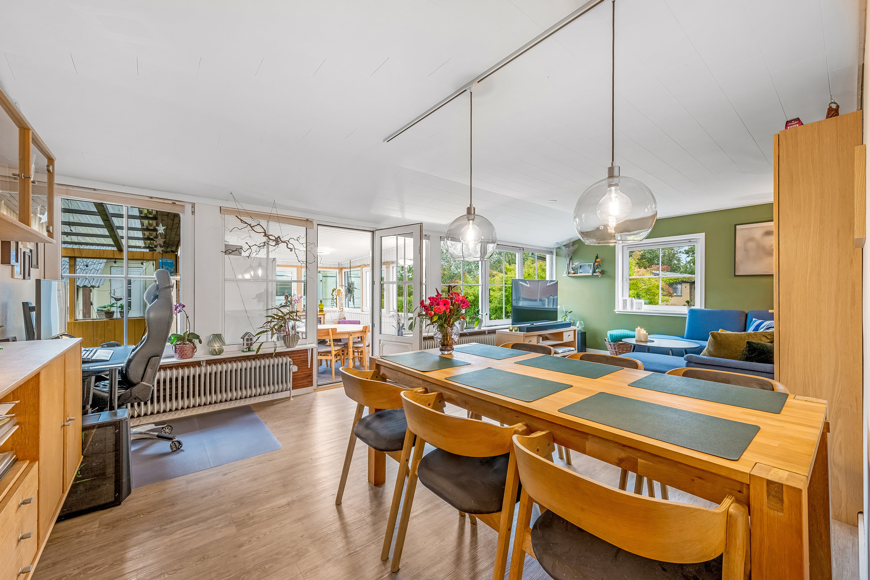 Fremhævet stue billede i fuldskærmstilstand. Billede af Tjørnevej 13, 6880 Tarm