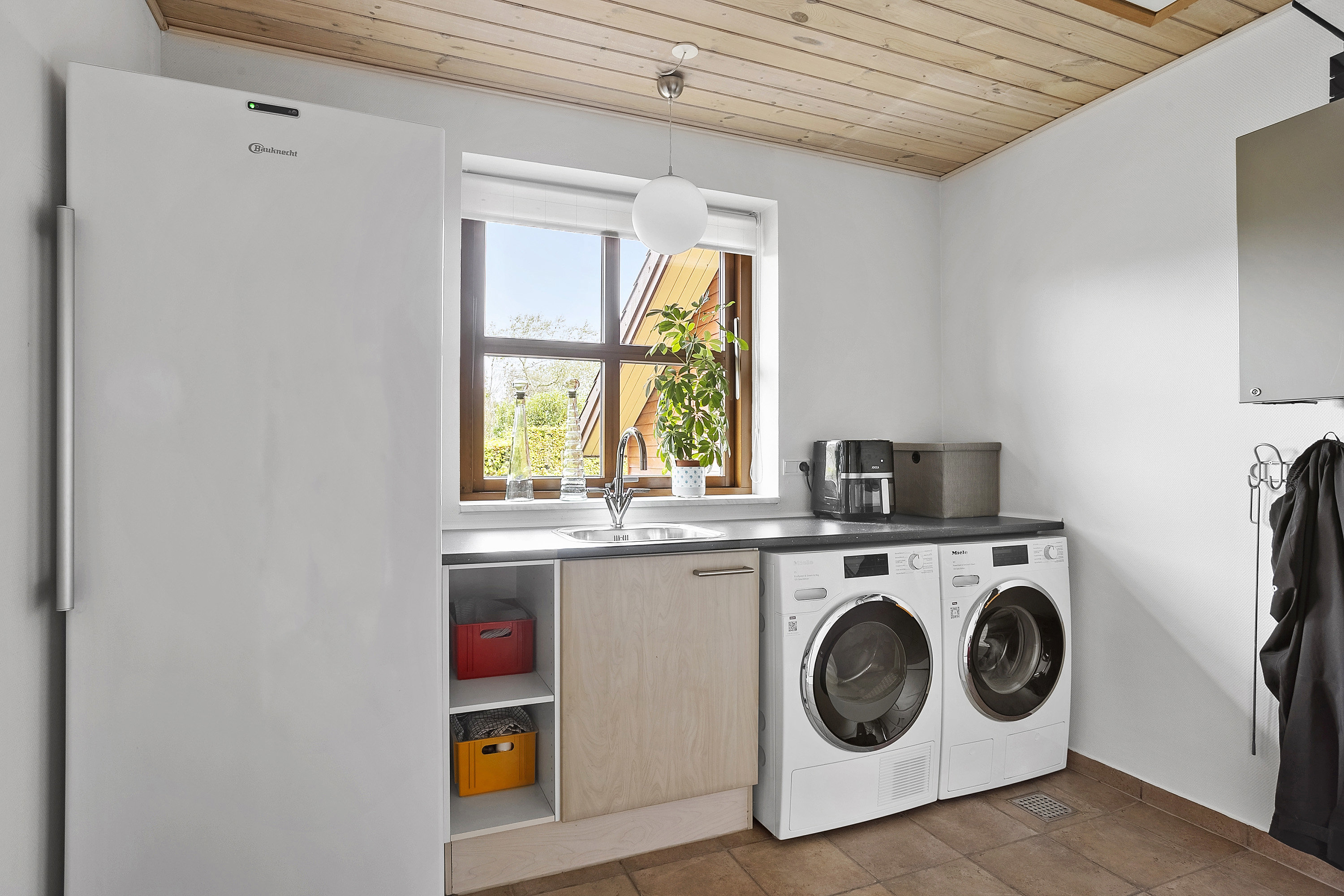 Fremhævet værelse billede i fuldskærmstilstand. Billede af Mannehøj 8, 6600 Vejen