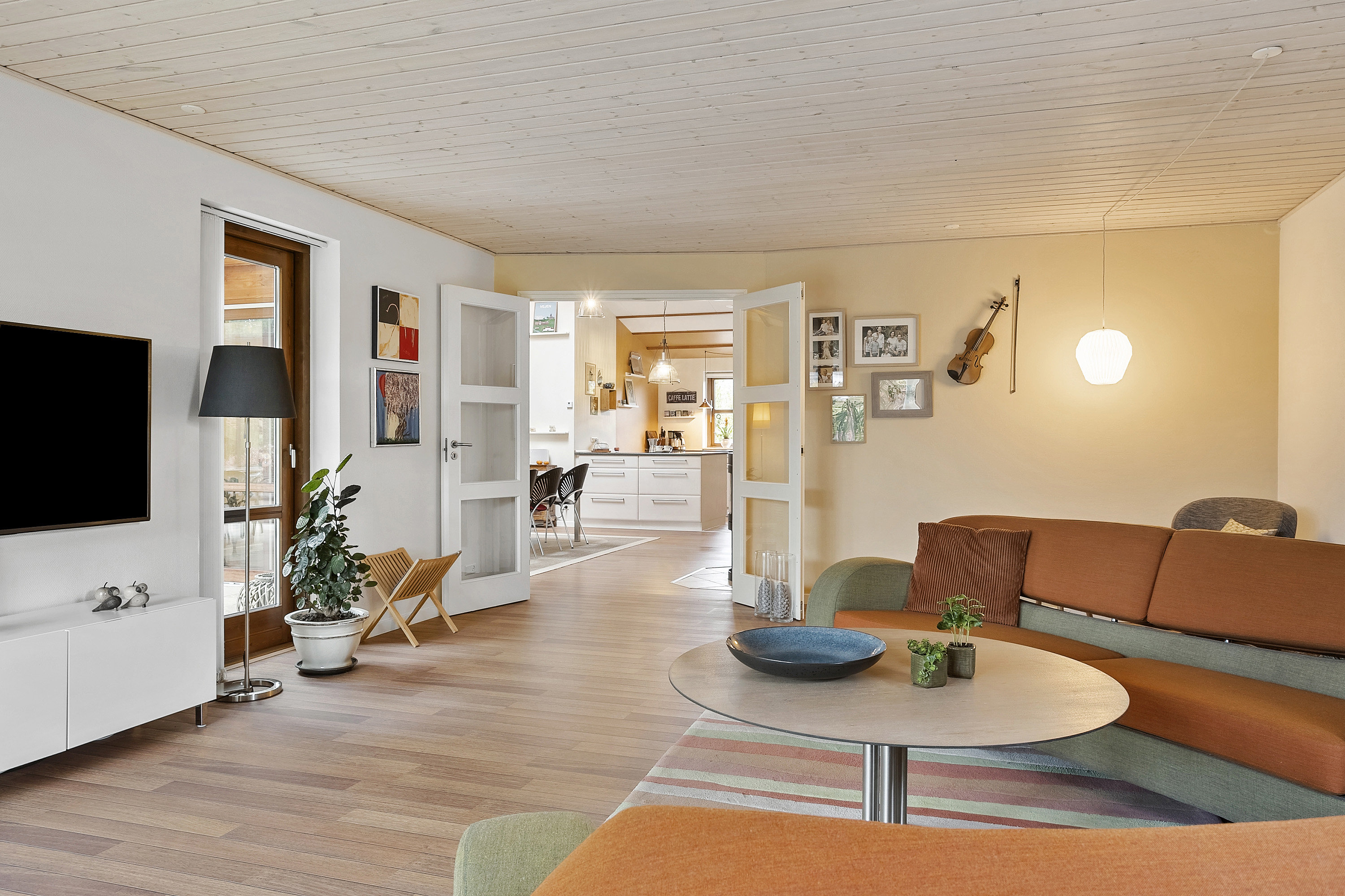 Fremhævet stue billede i fuldskærmstilstand. Billede af Mannehøj 8, 6600 Vejen