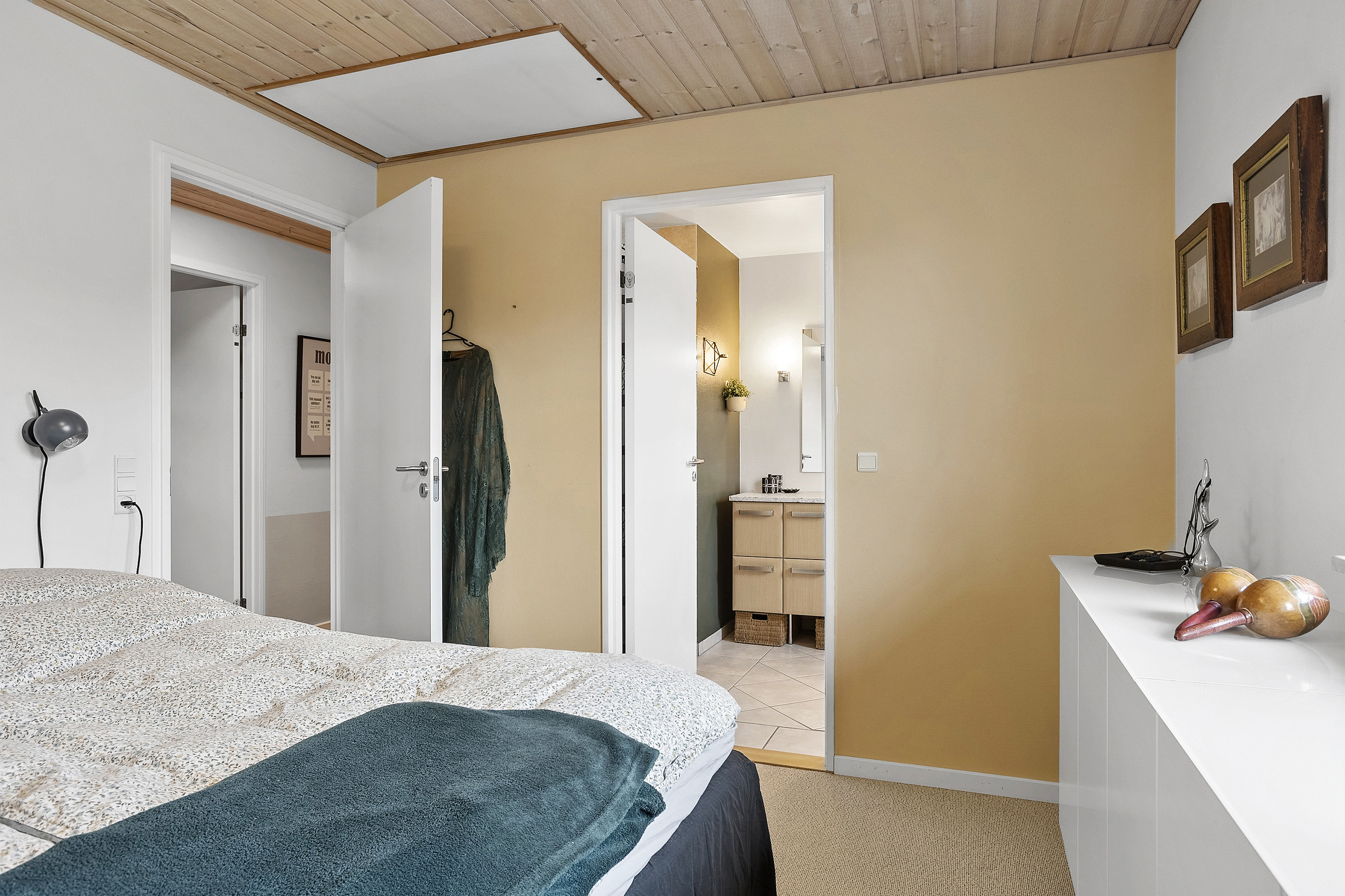 Fremhævet soveværelse billede i fuldskærmstilstand. Billede af Mannehøj 8, 6600 Vejen