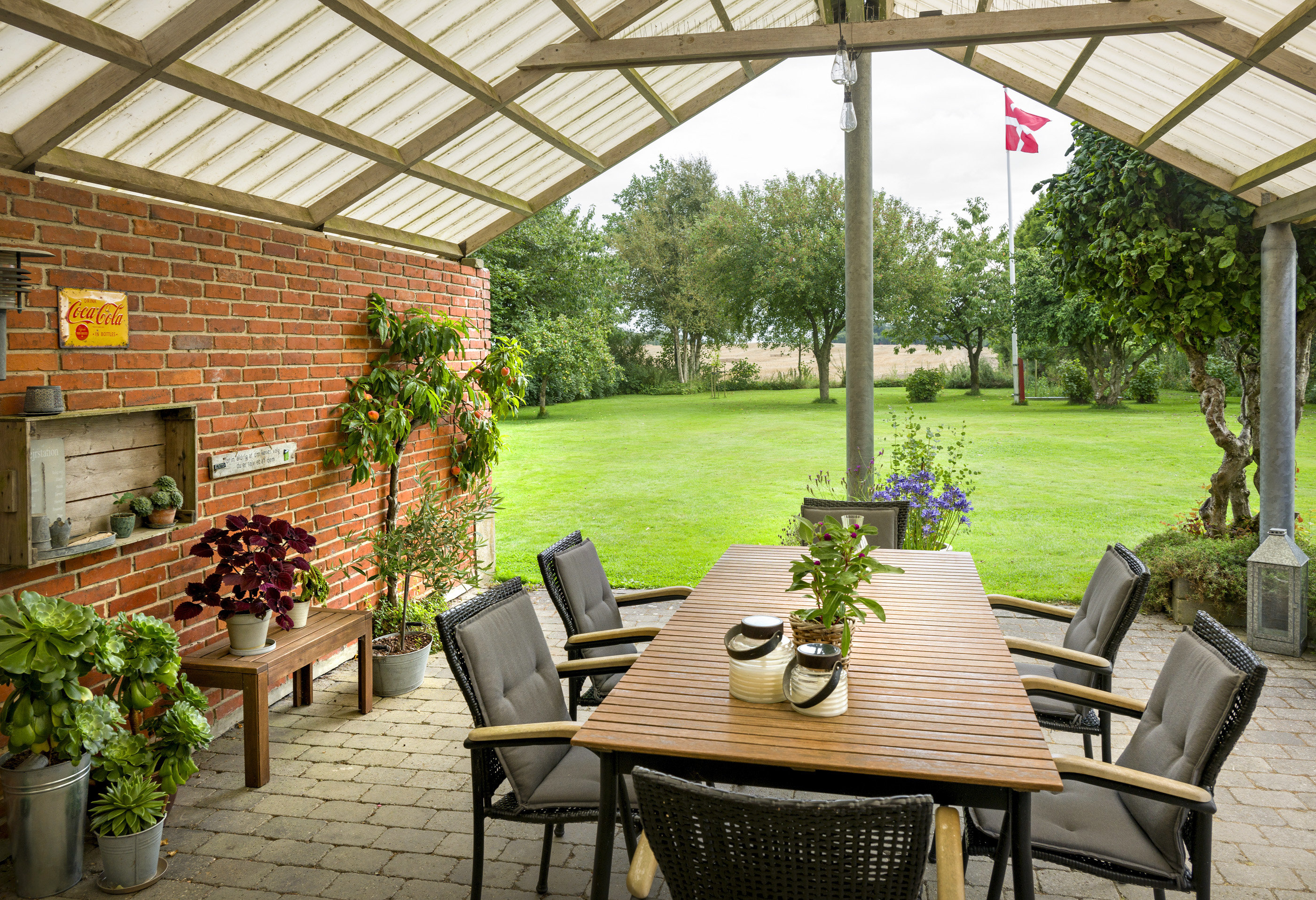 Fremhævet  billede i fuldskærmstilstand. Billede af Skarbyvej 8, 7560 Hjerm