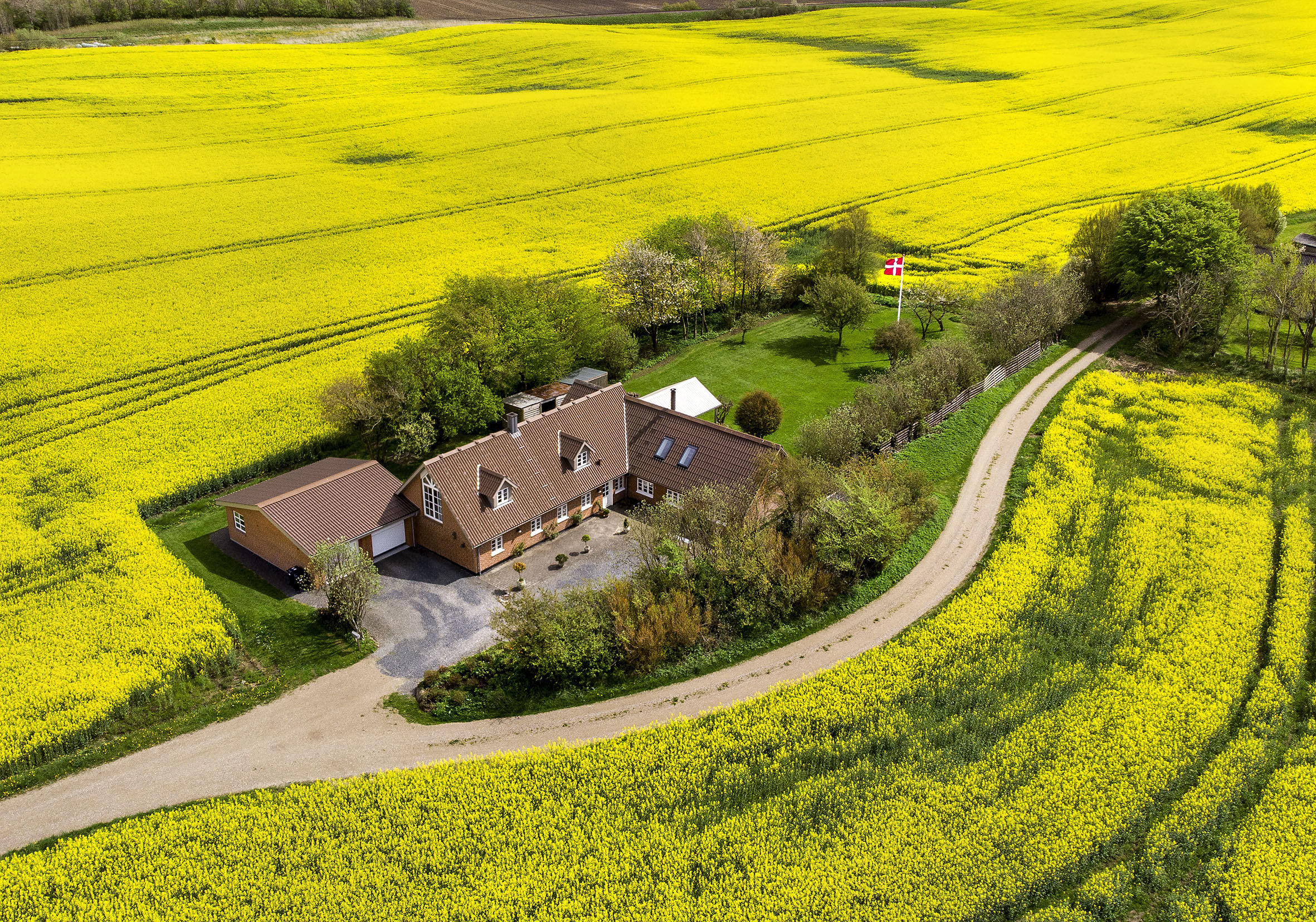 Villa på Skarbyvej 8, 7560 Hjerm