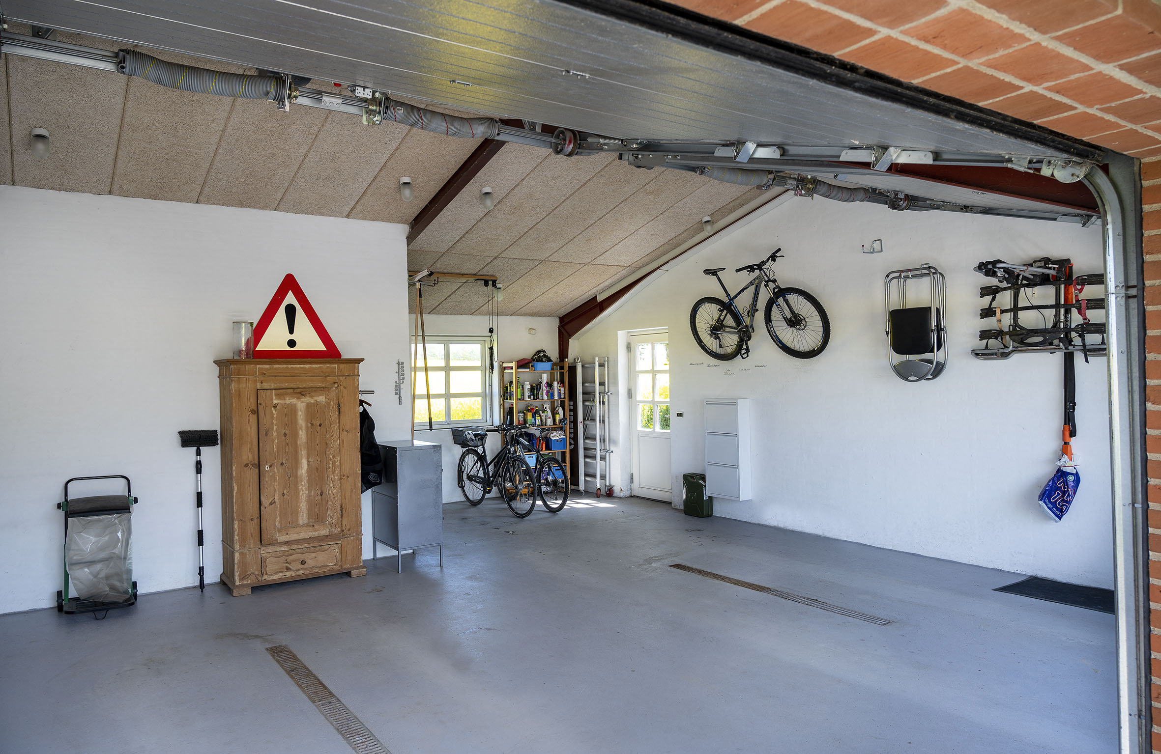 Fremhævet  billede i fuldskærmstilstand. Billede af Skarbyvej 8, 7560 Hjerm