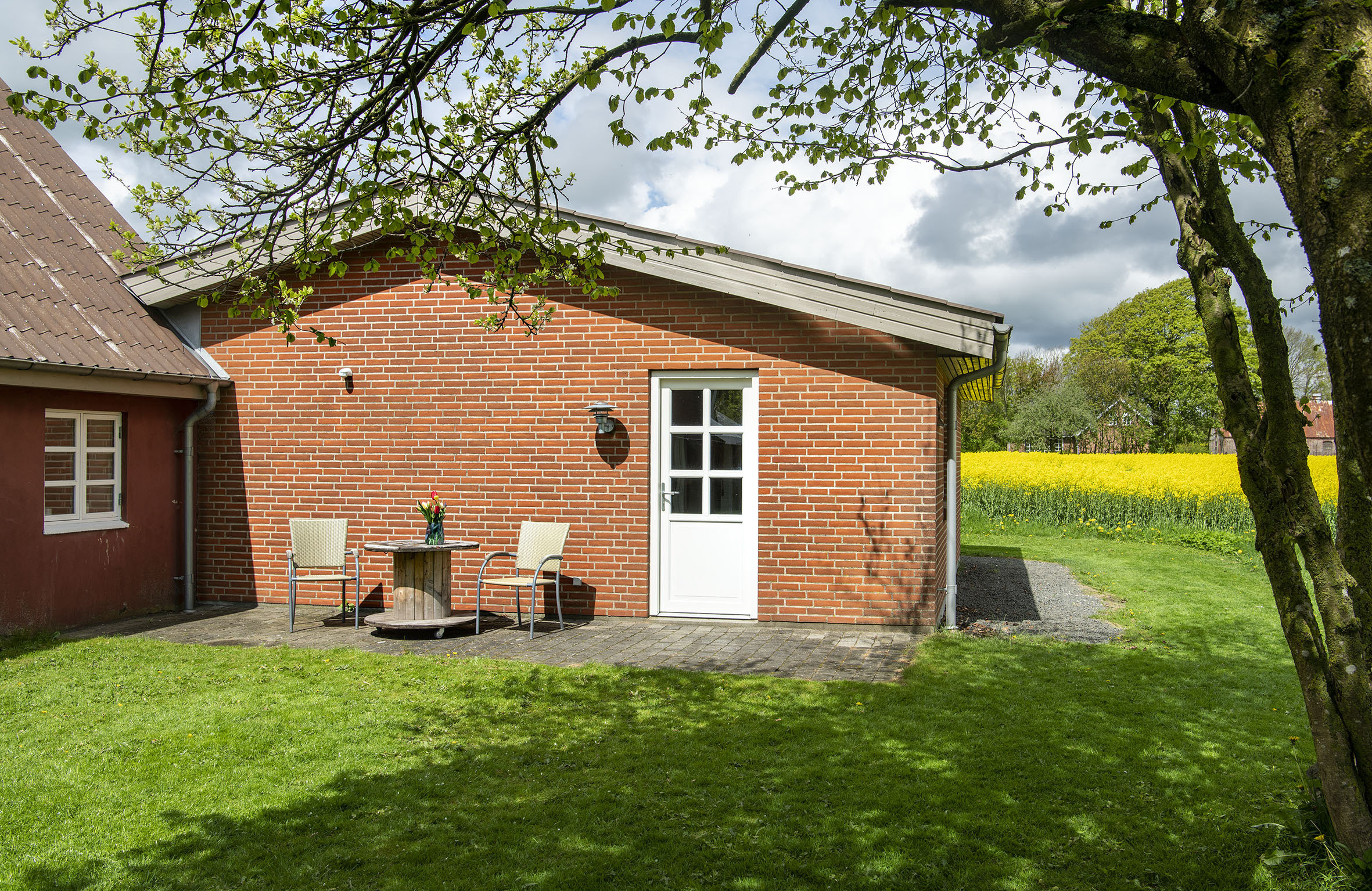 Fremhævet  billede i fuldskærmstilstand. Billede af Skarbyvej 8, 7560 Hjerm