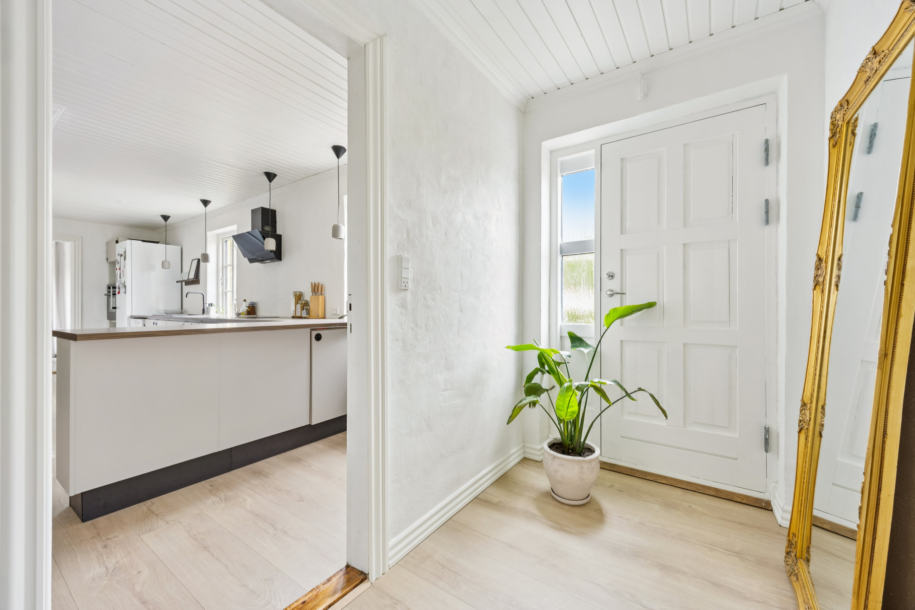 Fremhævet gang billede i fuldskærmstilstand. Billede af Sørupvej 1, Vetterslev, 4100 Ringsted