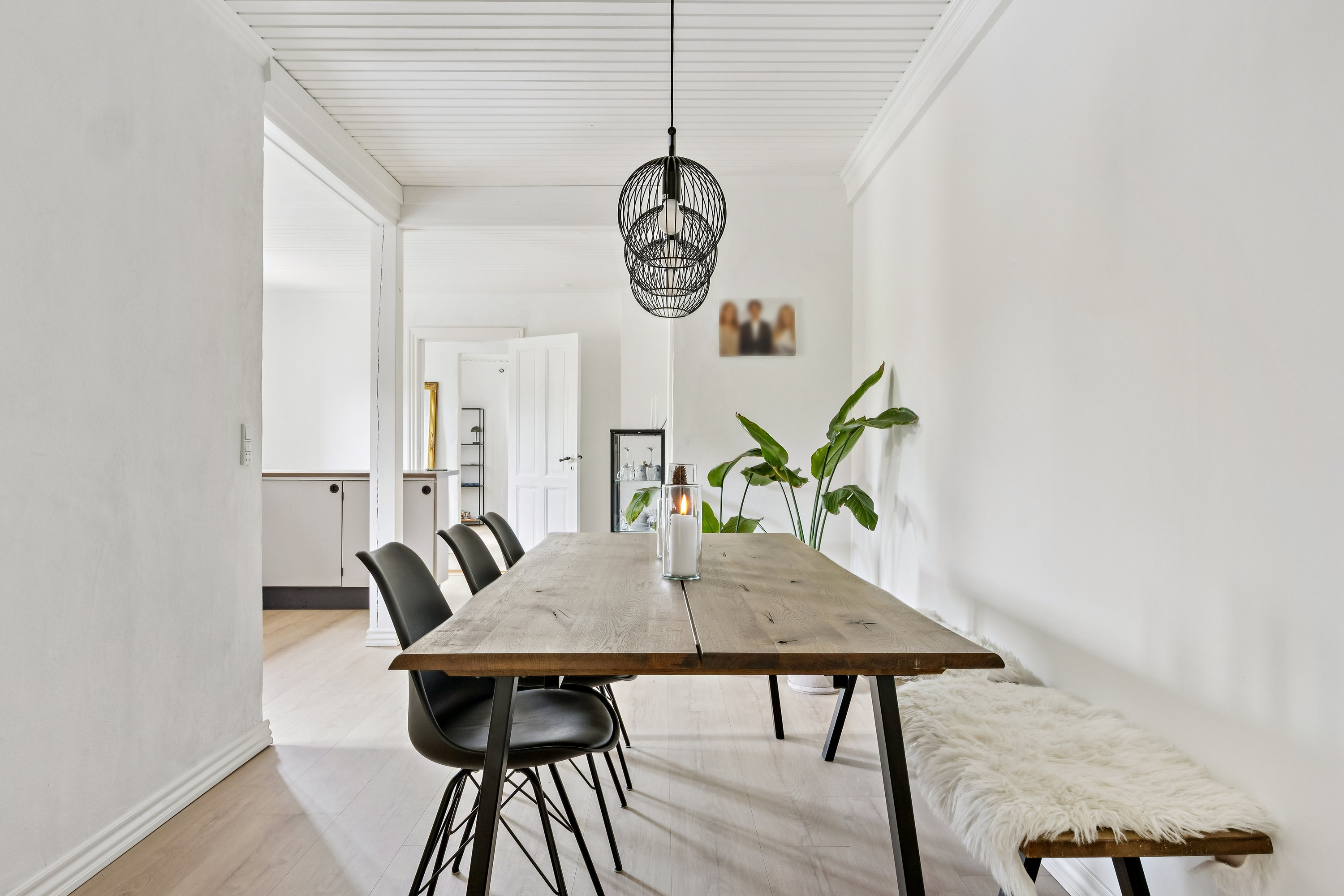 Fremhævet spisestue billede i fuldskærmstilstand. Billede af Sørupvej 1, Vetterslev, 4100 Ringsted