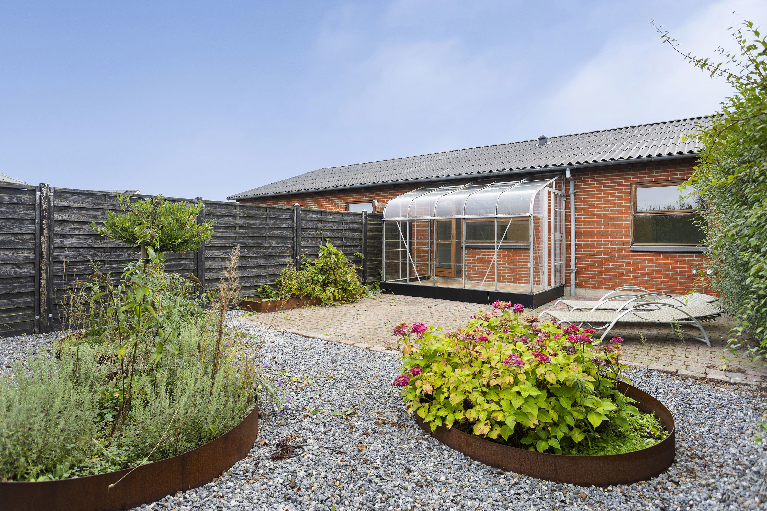 Fremhævet facade billede i fuldskærmstilstand. Billede af Skivegade 64, 9900 Frederikshavn