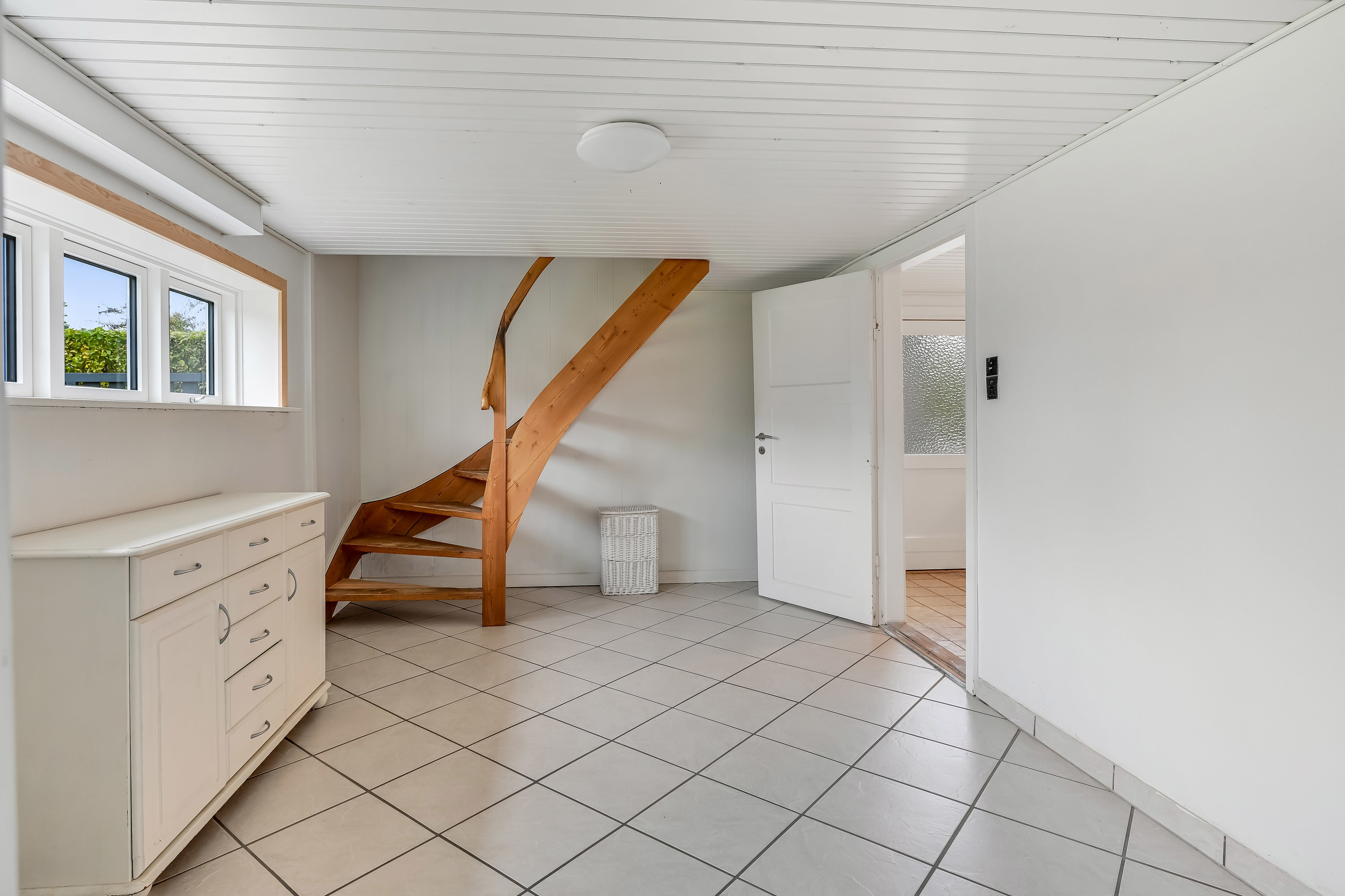 Fremhævet andet billede i fuldskærmstilstand. Billede af Vejlevej 25, 7260 Sønder Omme