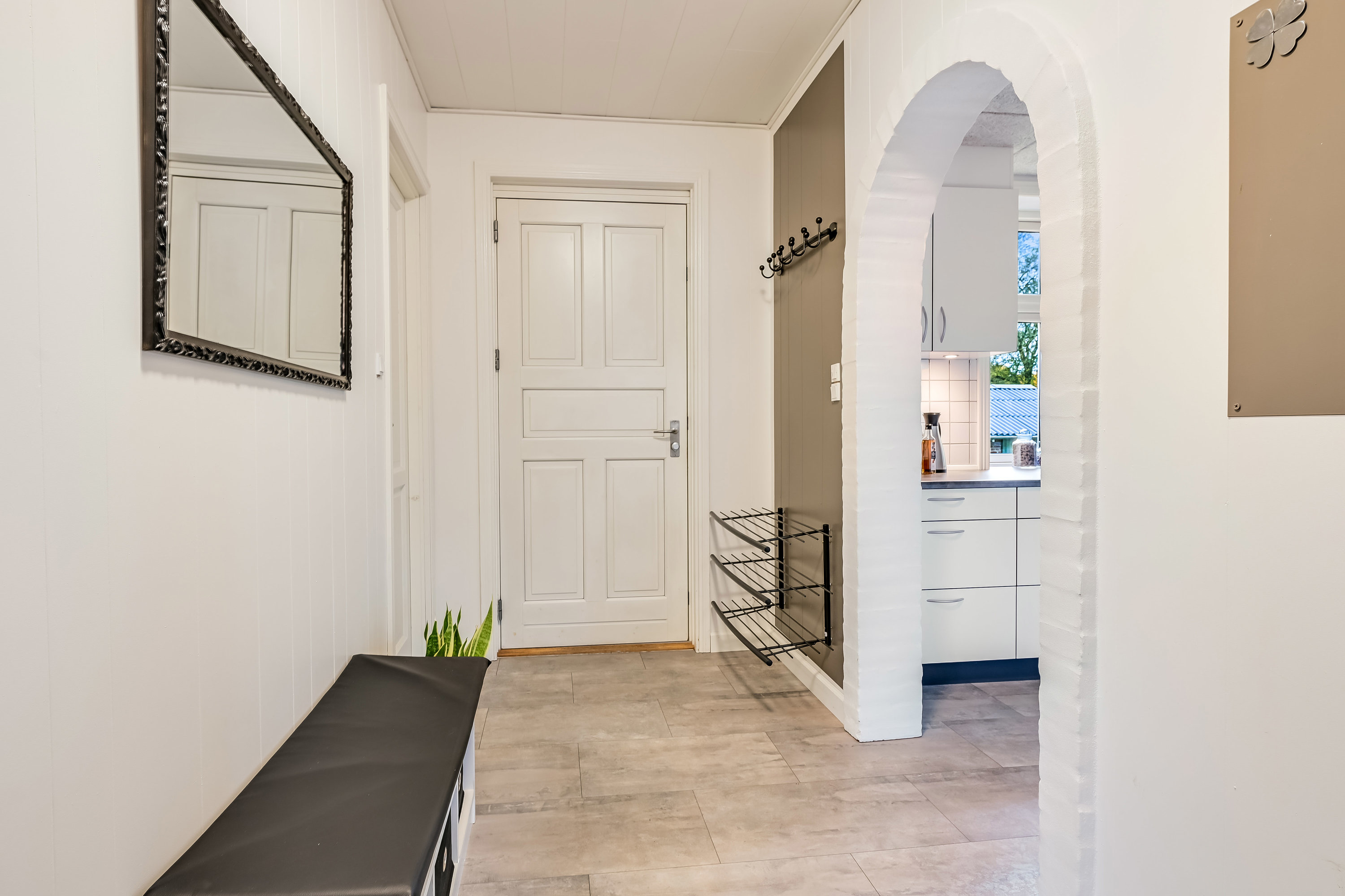 Fremhævet entré billede i fuldskærmstilstand. Billede af Vejlevej 25, 7260 Sønder Omme