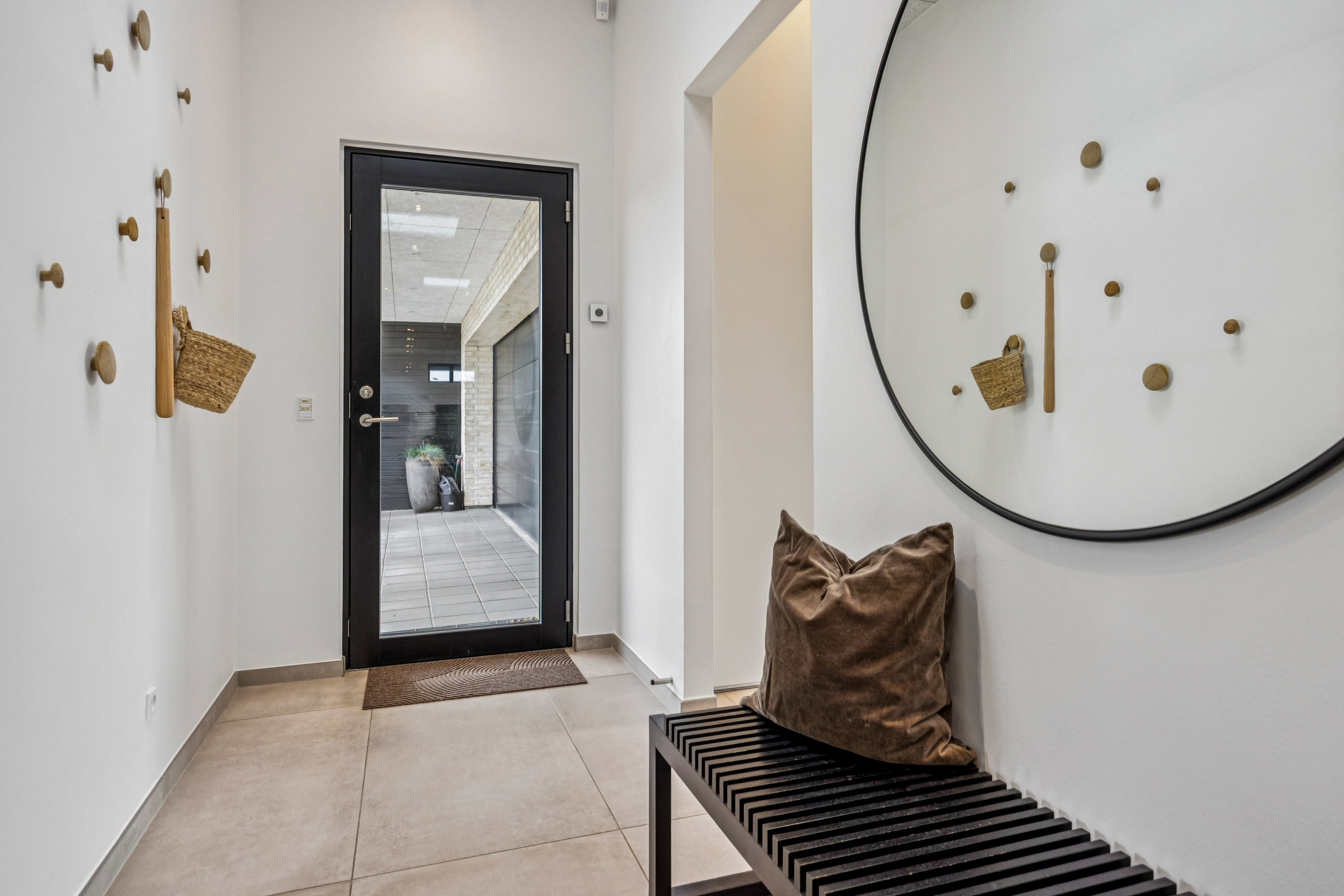 Fremhævet gang billede i fuldskærmstilstand. Billede af Horsbækken 11, 9440 Aabybro