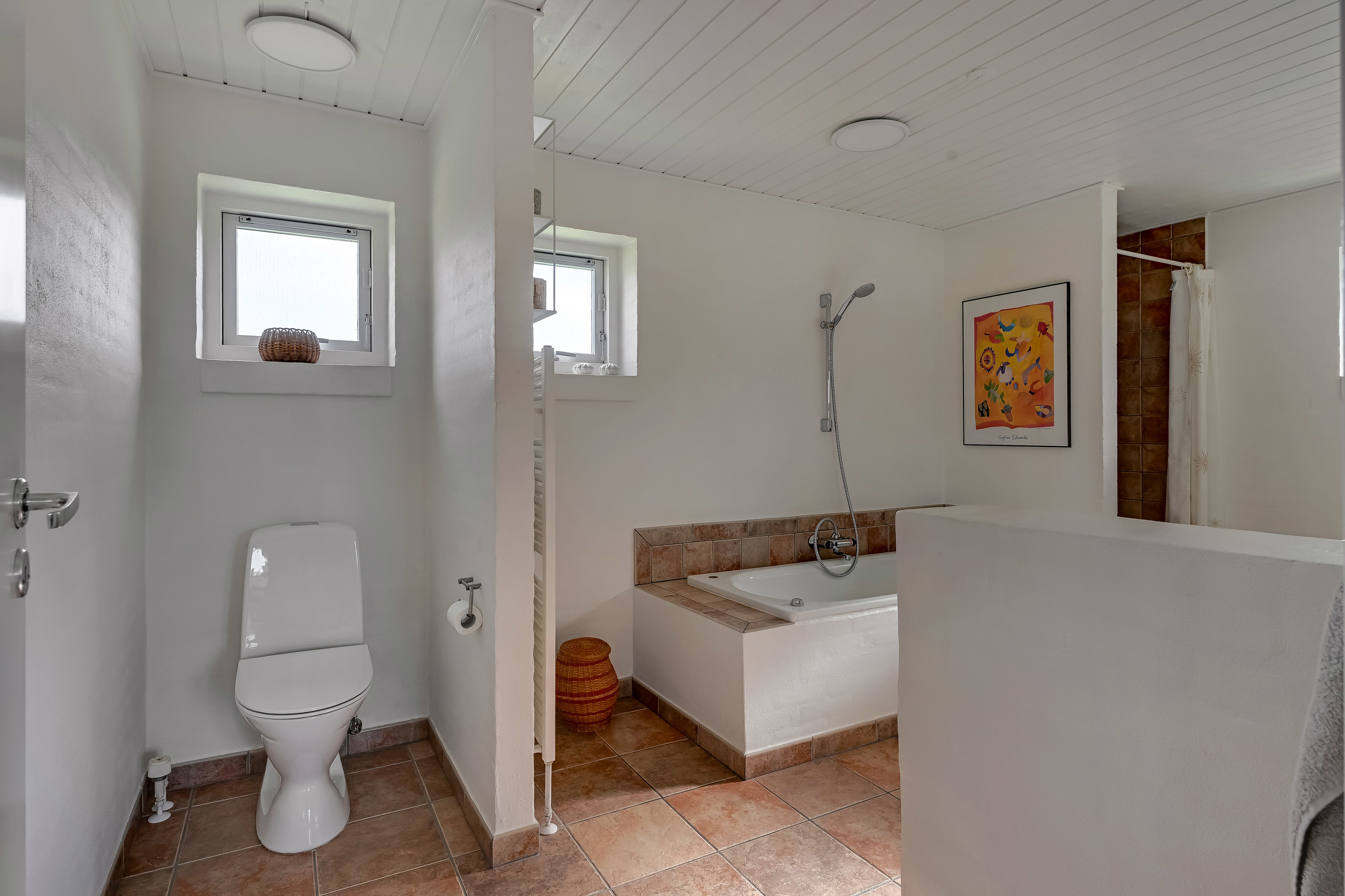 Fremhævet badeværelse billede i fuldskærmstilstand. Billede af Søndergårds Alle 2, 6700 Esbjerg