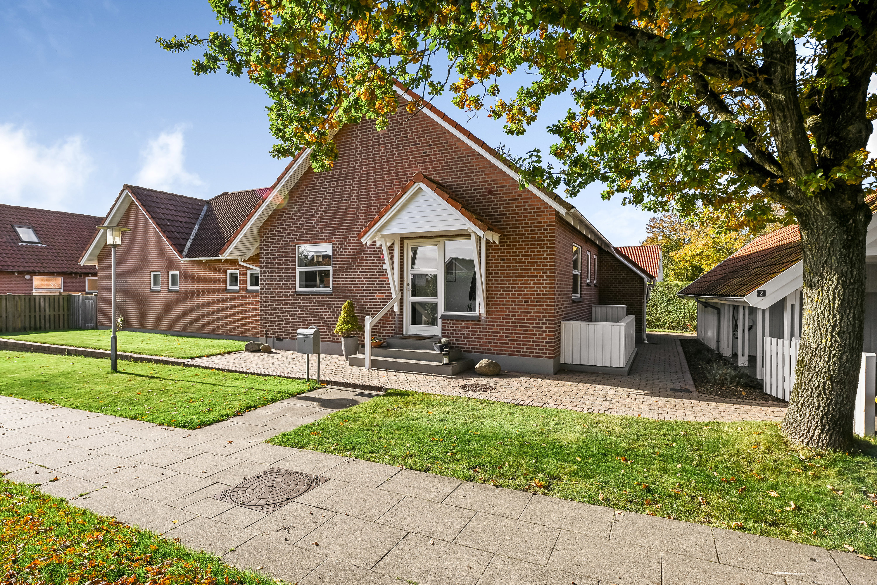 Miniaturebillede 1: ejendommen. Billede af Søndergårds Alle 2, 6700 Esbjerg