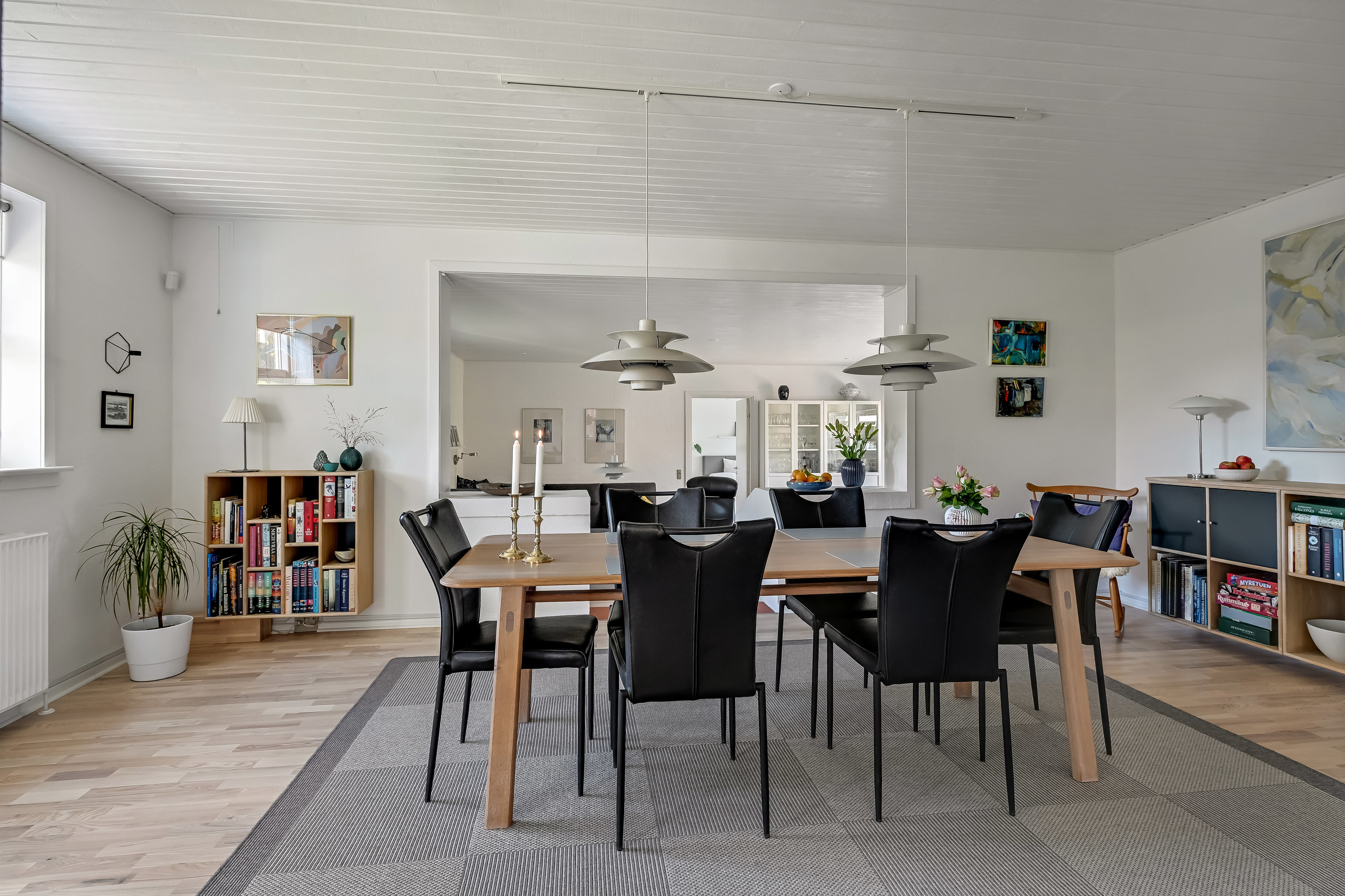 Fremhævet stue billede i fuldskærmstilstand. Billede af Søndergårds Alle 2, 6700 Esbjerg