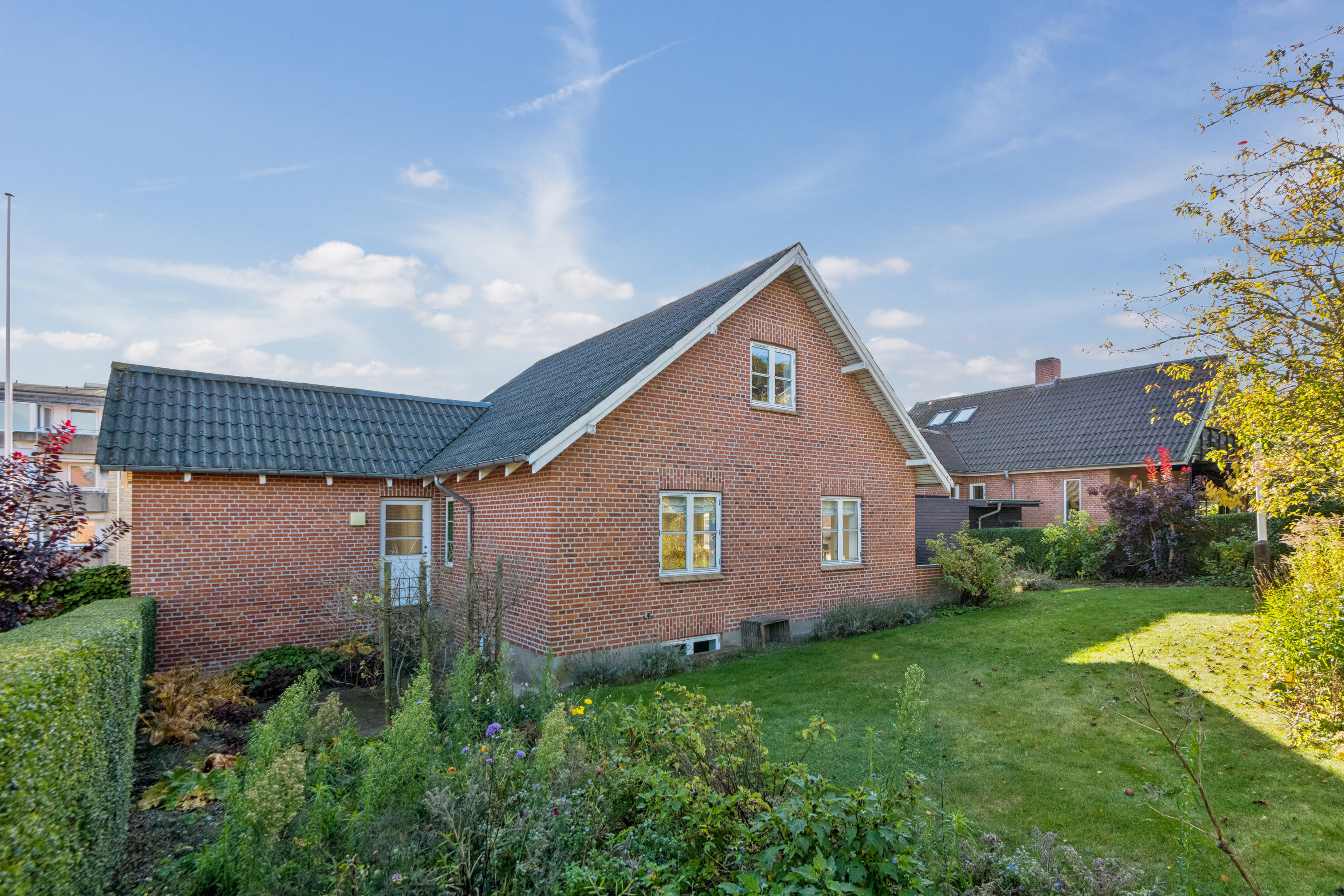 Fremhævet andet billede i fuldskærmstilstand. Billede af Snerlevej 8, 9000 Aalborg