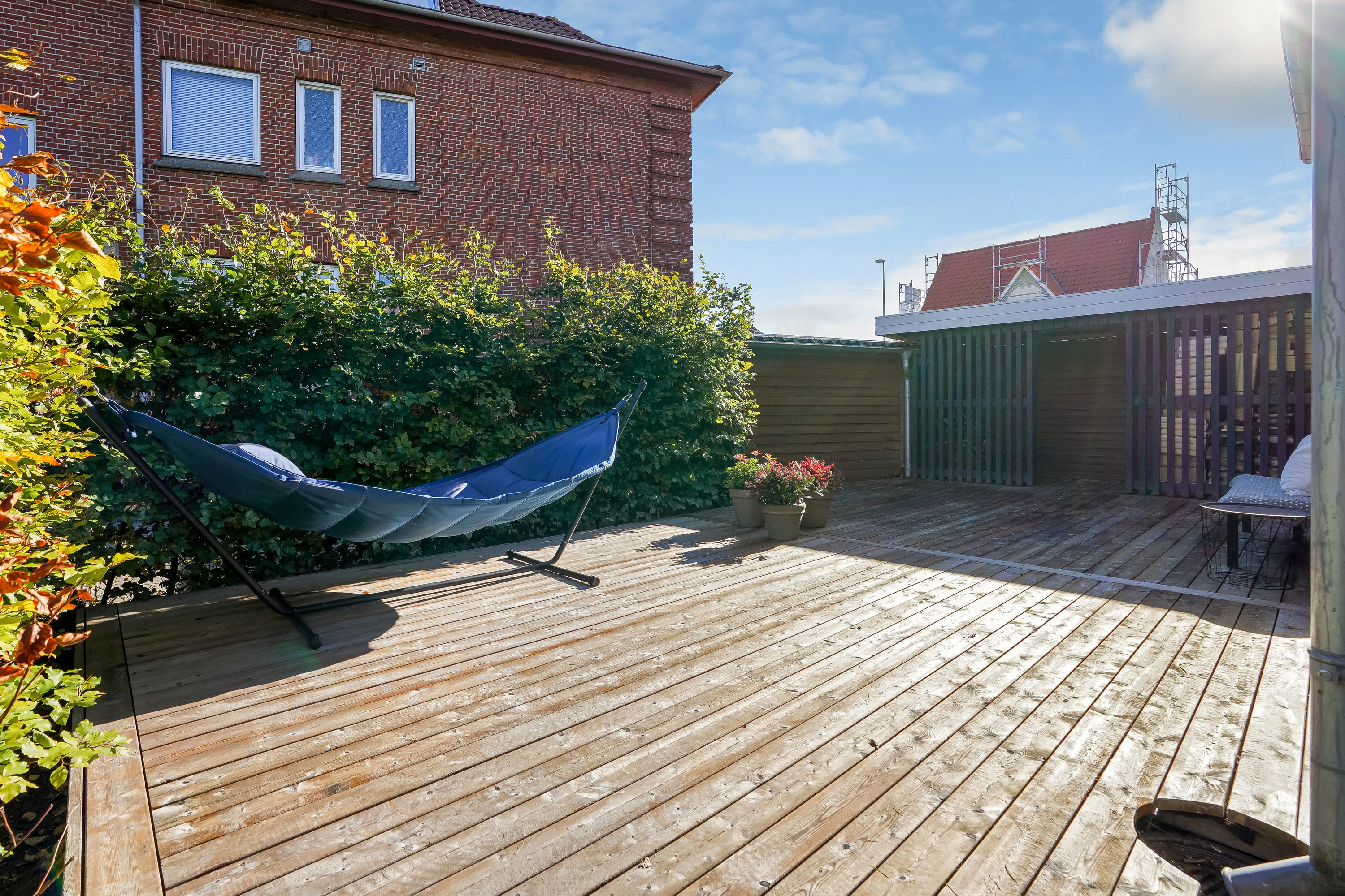 Fremhævet terrasse billede i fuldskærmstilstand. Billede af Tietgens Allé 39, 5230 Odense M