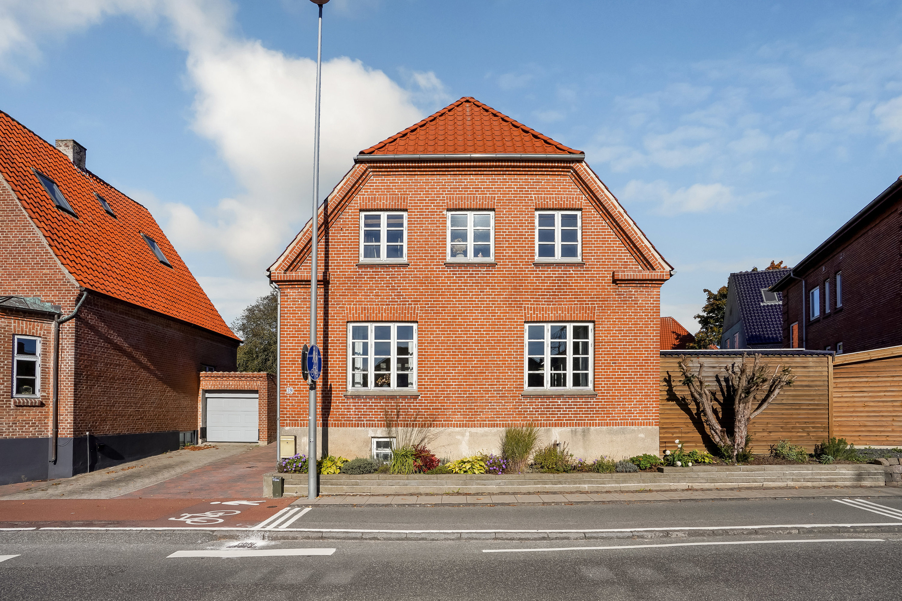 Fremhævet ejendommen billede i fuldskærmstilstand. Billede af Tietgens Allé 39, 5230 Odense M