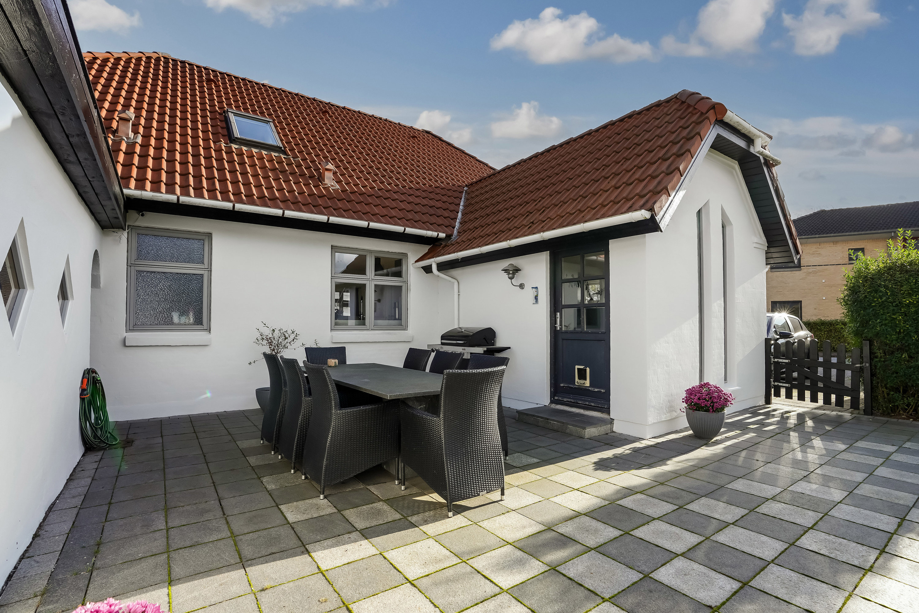 Fremhævet terrasse billede i fuldskærmstilstand. Billede af Pogensvej 2, Aale, 7160 Tørring