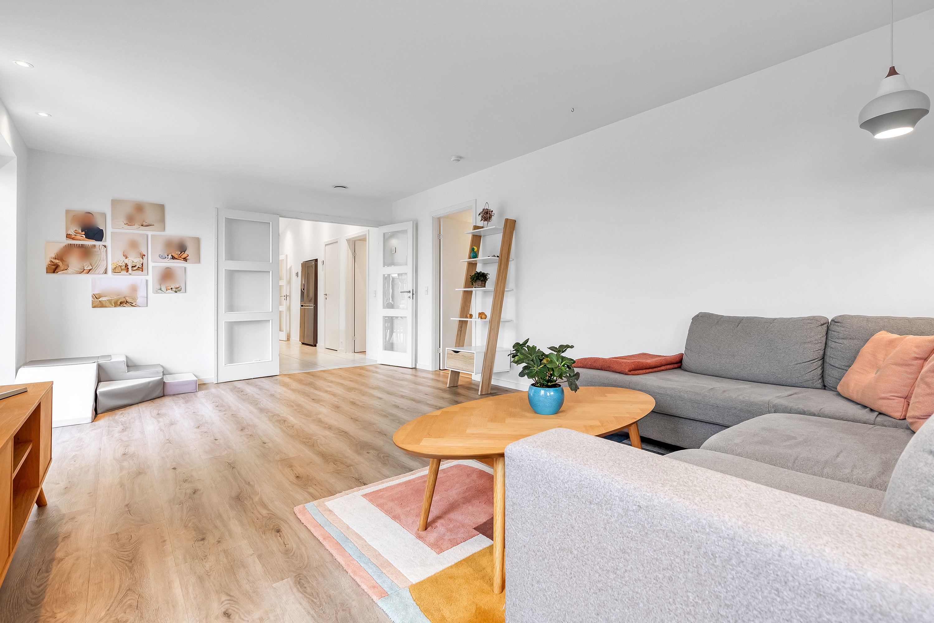 Fremhævet stue billede i fuldskærmstilstand. Billede af Spurvevej 10, 3550 Slangerup