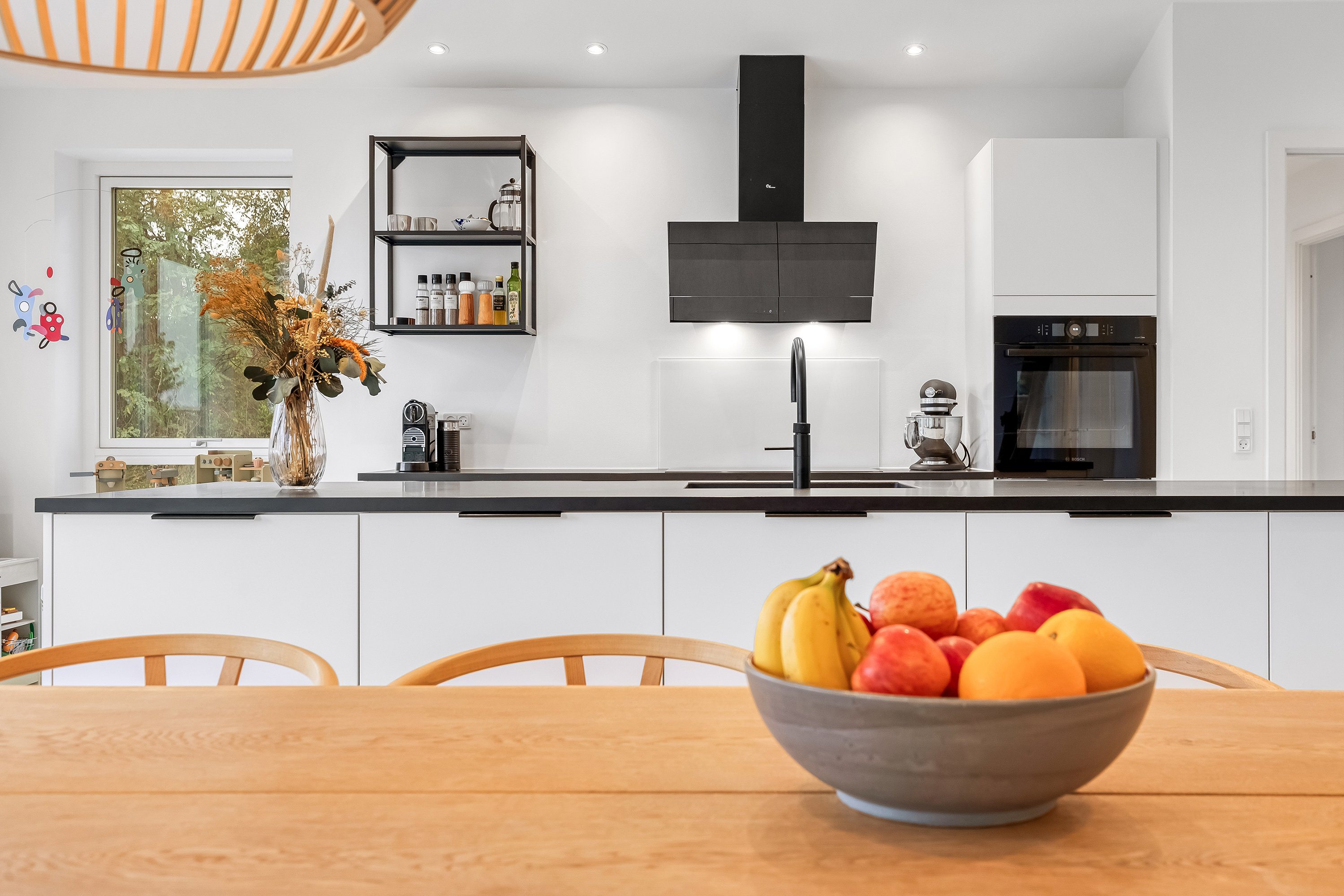 Fremhævet køkken alrum billede i fuldskærmstilstand. Billede af Spurvevej 10, 3550 Slangerup