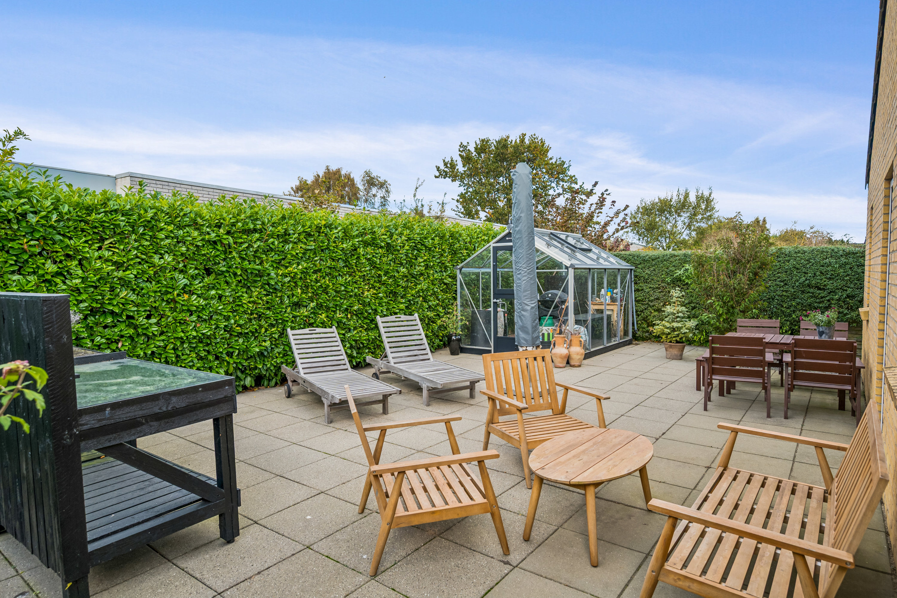 Fremhævet terrasse billede i fuldskærmstilstand. Billede af Bredkær Tværvej 3, 8250 Egå