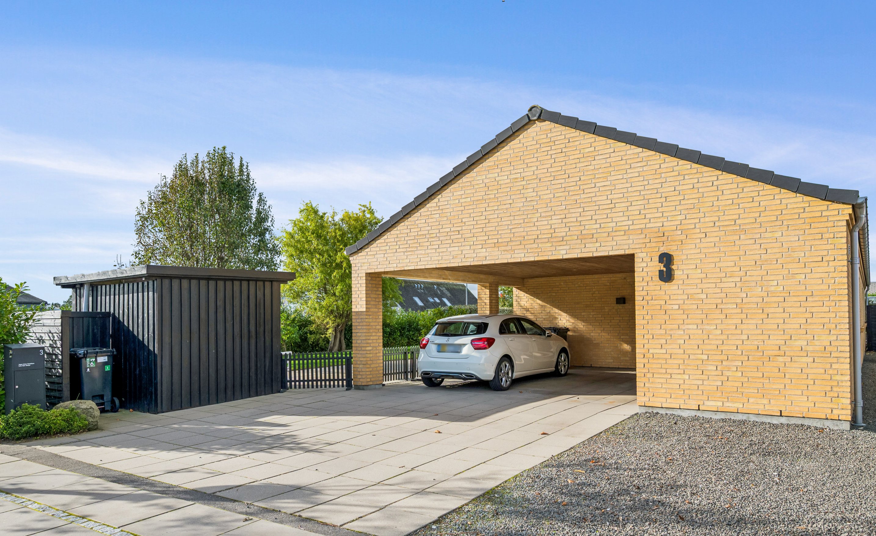 Fremhævet andet billede i fuldskærmstilstand. Billede af Bredkær Tværvej 3, 8250 Egå