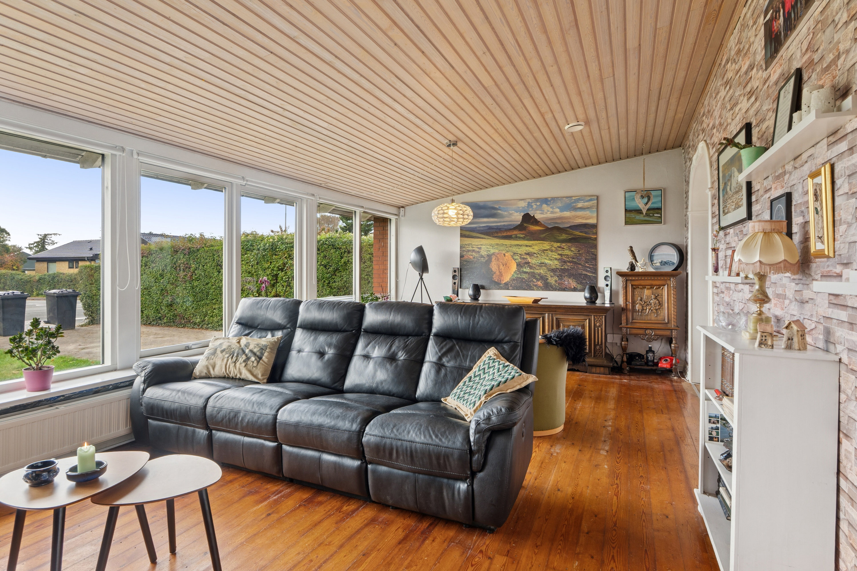 Fremhævet stue billede i fuldskærmstilstand. Billede af Sanderumvej 37, Sanderum, 5250 Odense SV