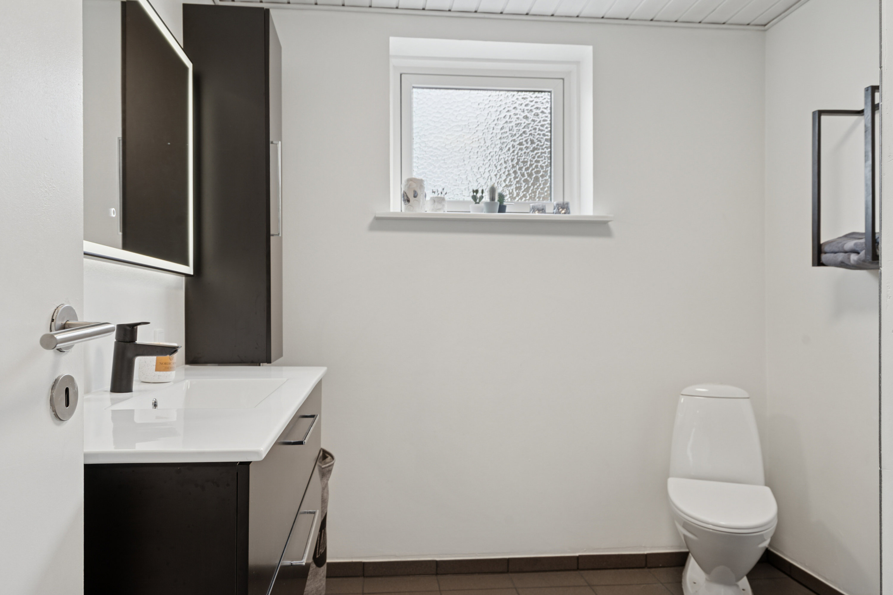 Fremhævet badeværelse billede i fuldskærmstilstand. Billede af Højrupvej 31, Højrup, 5750 Ringe