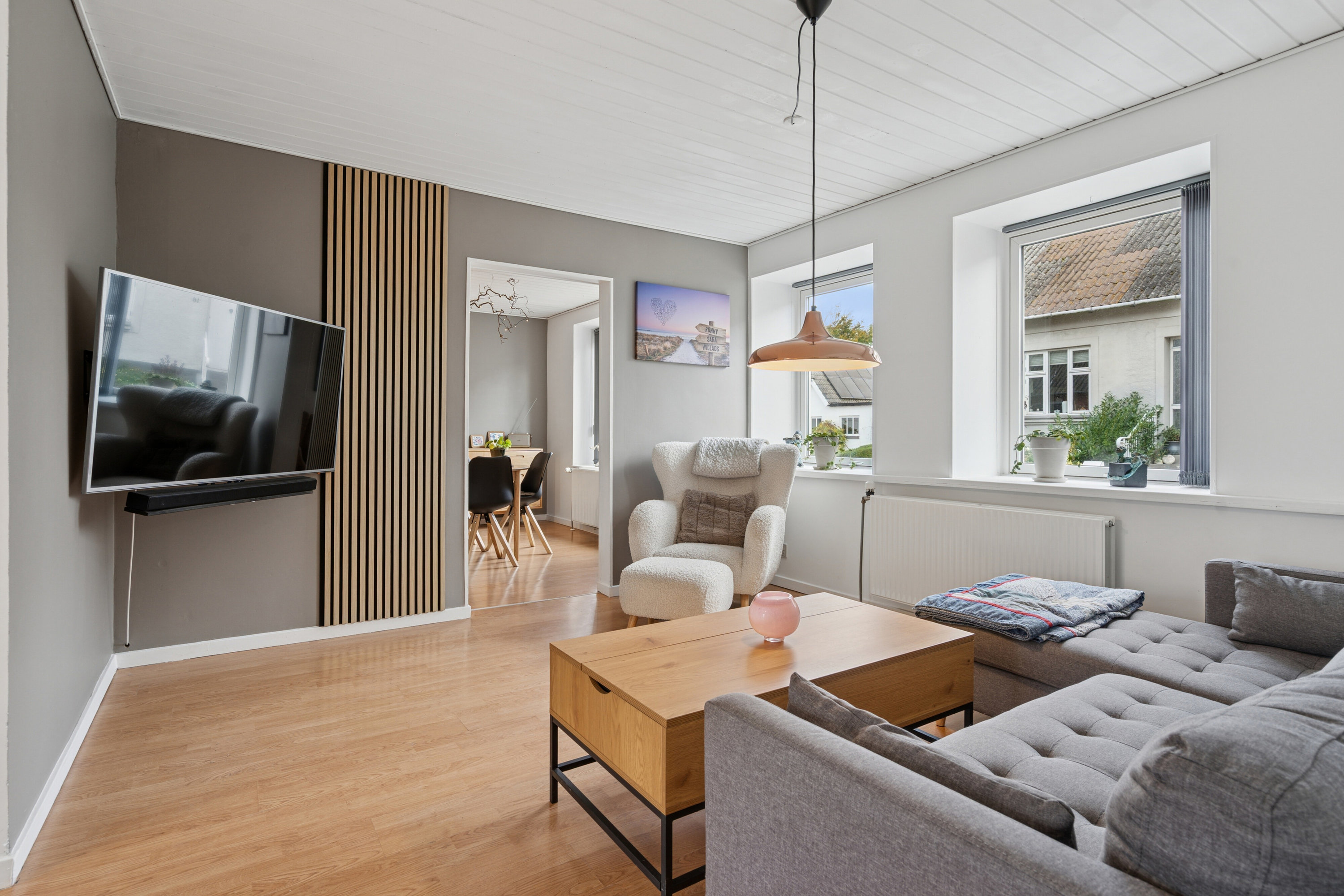 Fremhævet stue billede i fuldskærmstilstand. Billede af Højrupvej 31, Højrup, 5750 Ringe